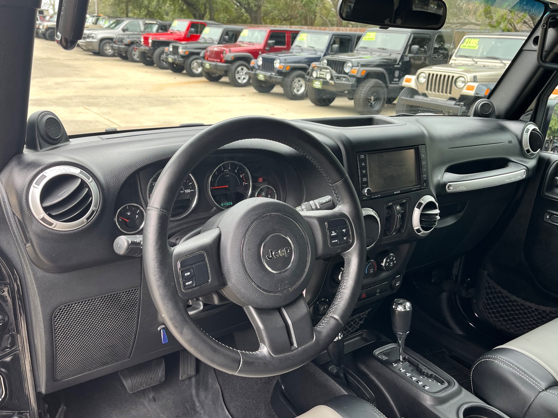 Used-2011-Jeep-Wrangler-Unlimited-Sahara