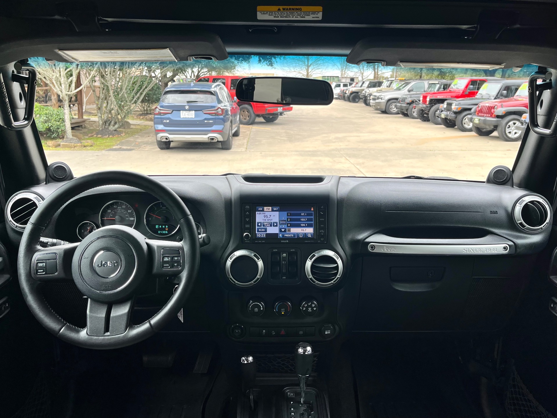 Used-2011-Jeep-Wrangler-Unlimited-Sahara