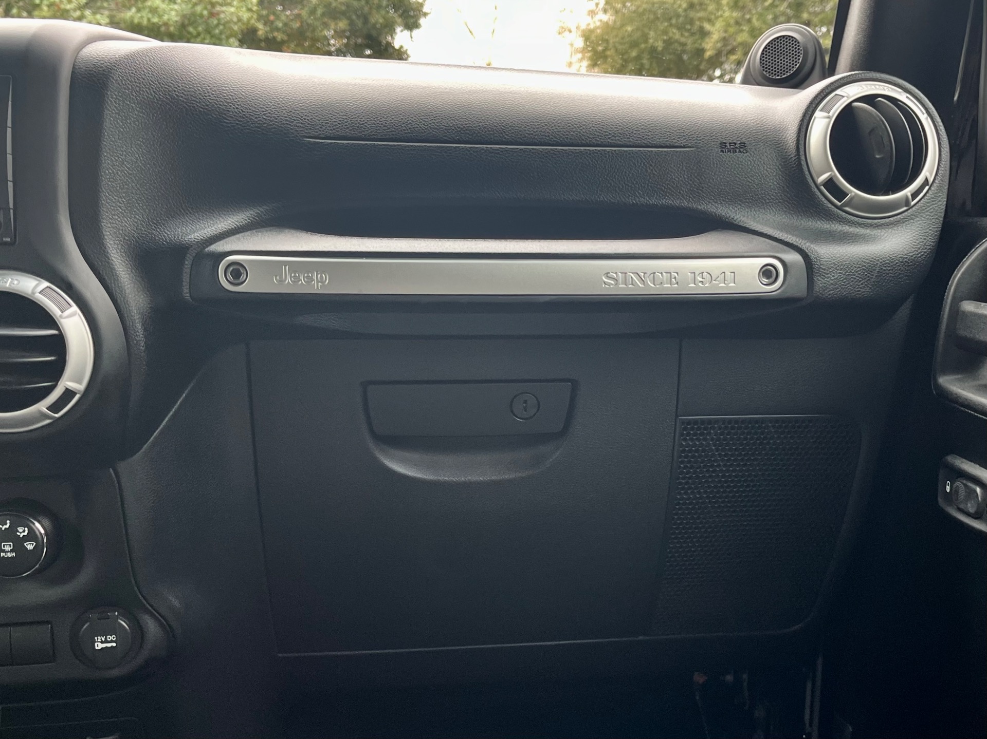 Used-2011-Jeep-Wrangler-Unlimited-Sahara
