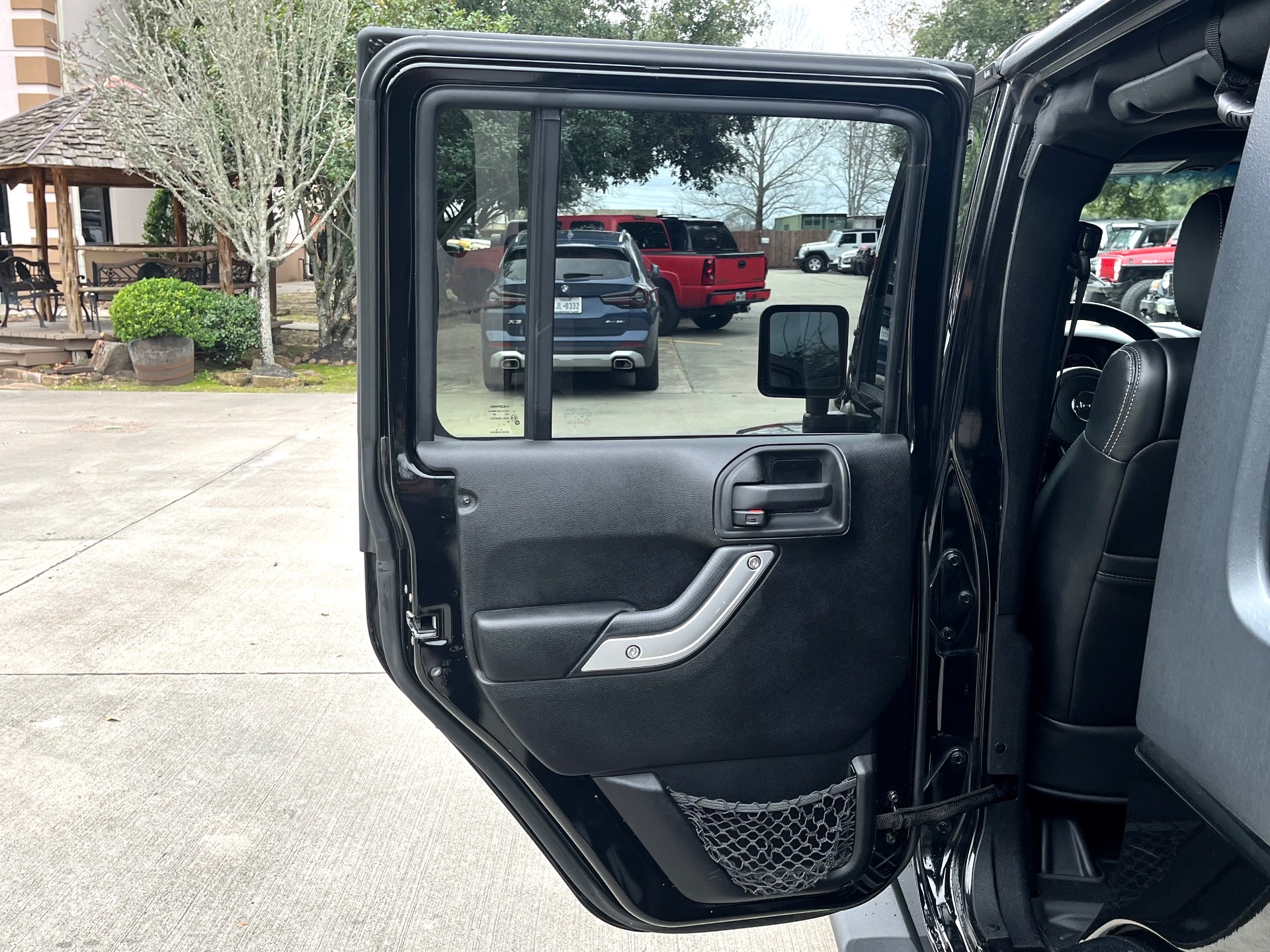 Used-2011-Jeep-Wrangler-Unlimited-Sahara