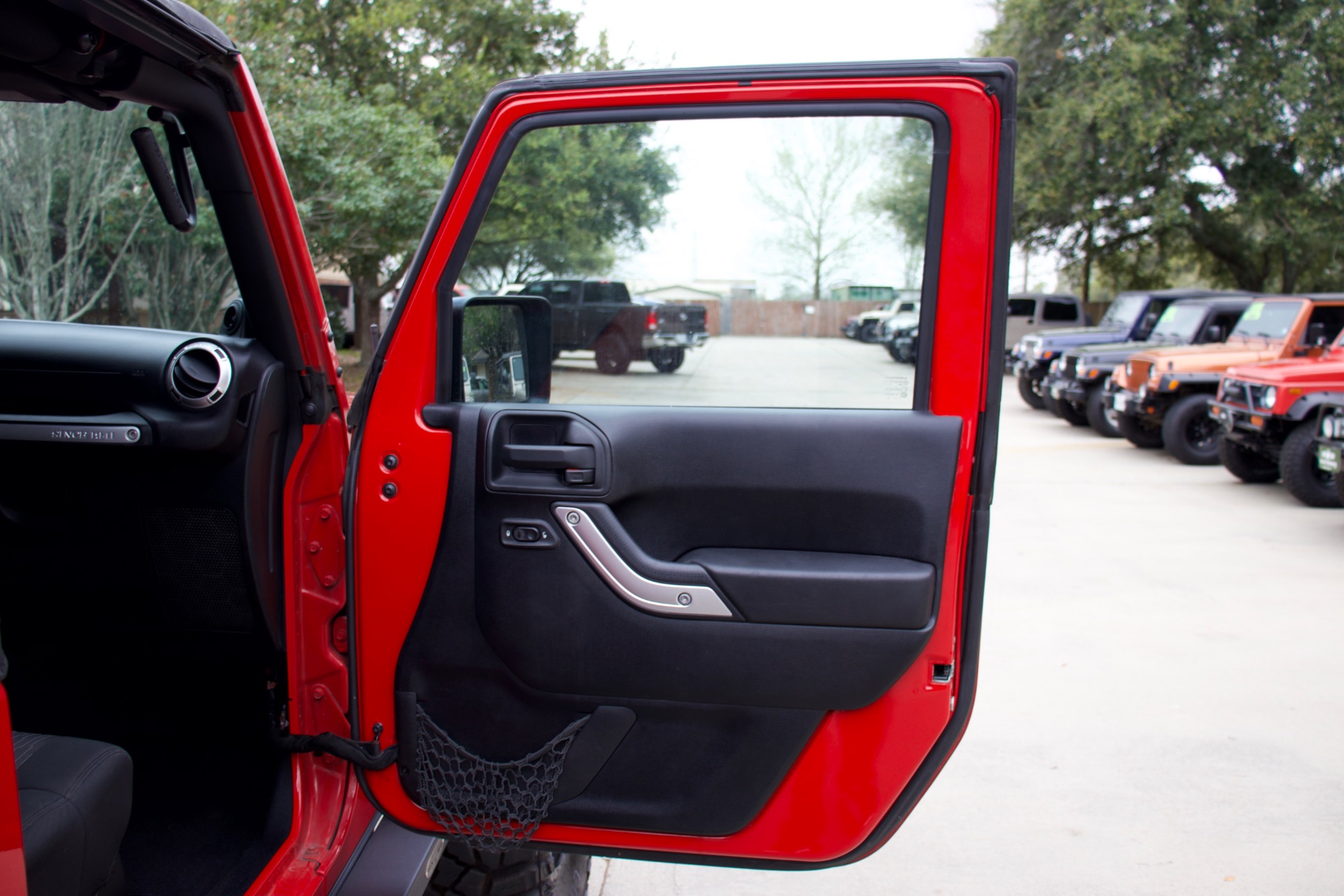 Used-2011-Jeep-Wrangler-Rubicon