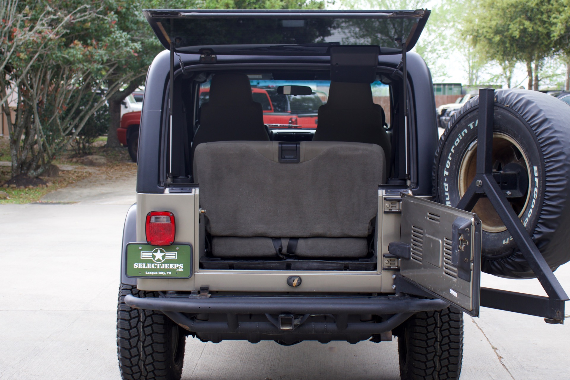 Used-2006-Jeep-Wrangler-Rubicon