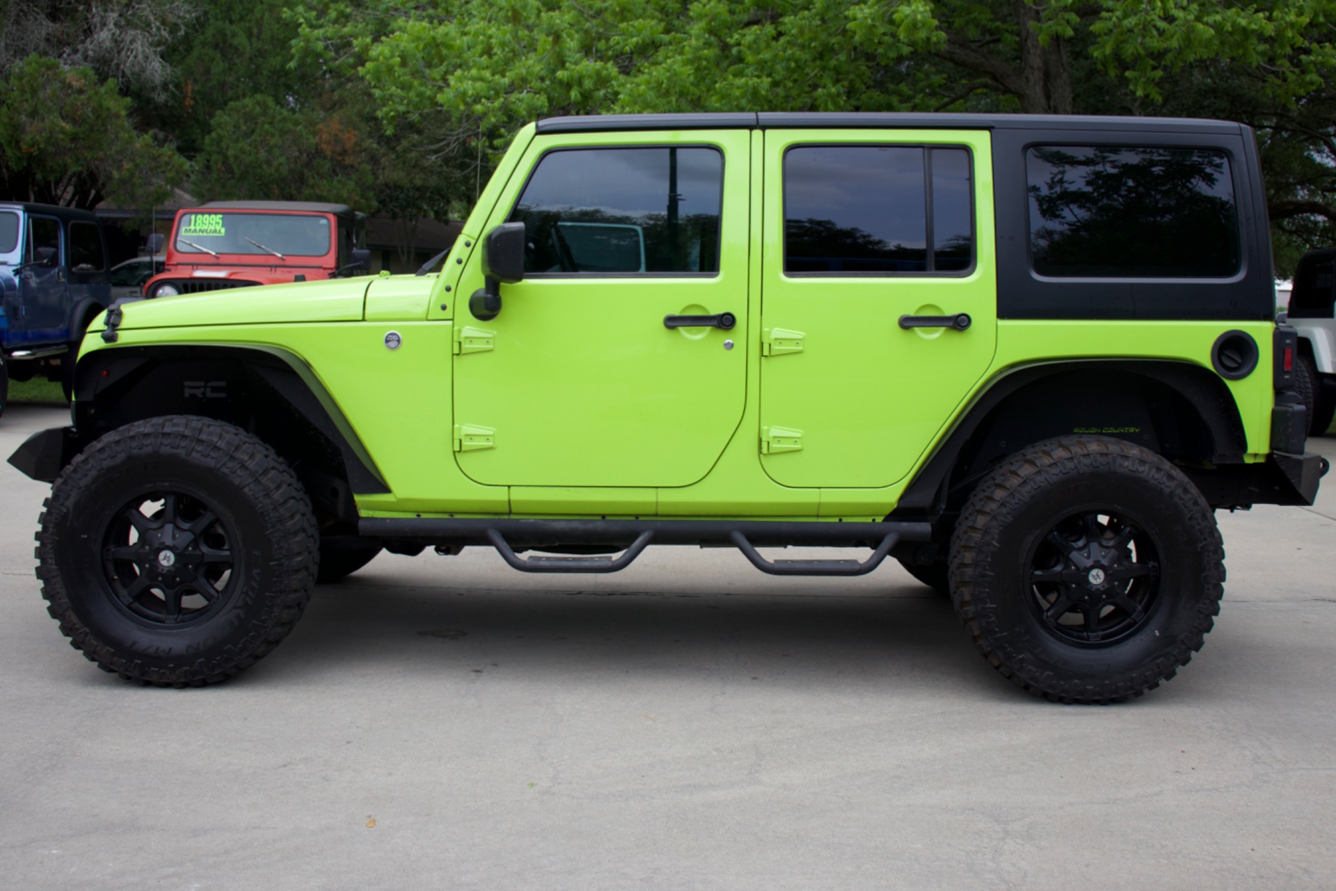 Used-2017-Jeep-Wrangler-Unlimited-Sport