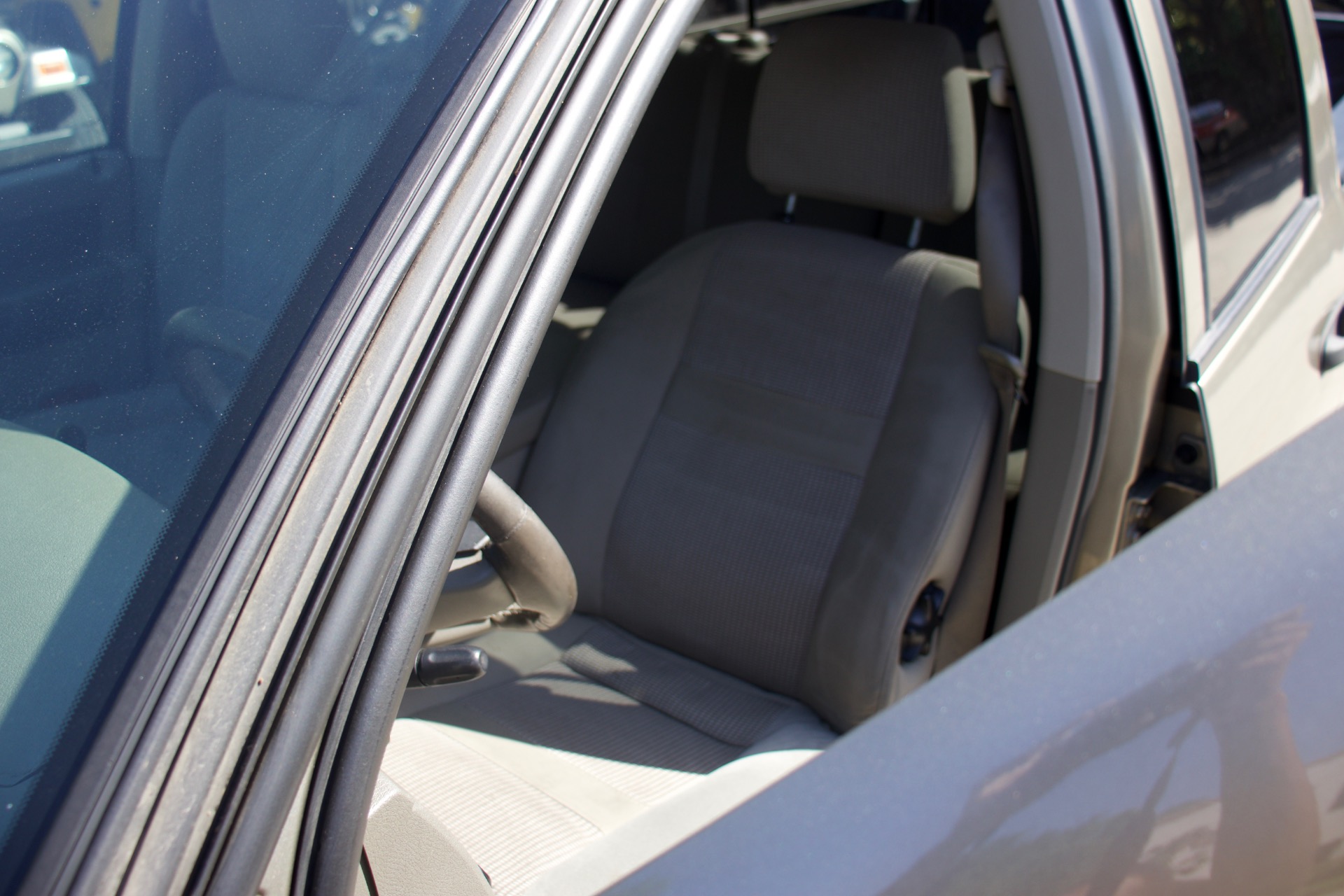 Used-2006-Dodge-Ram-2500-SLT