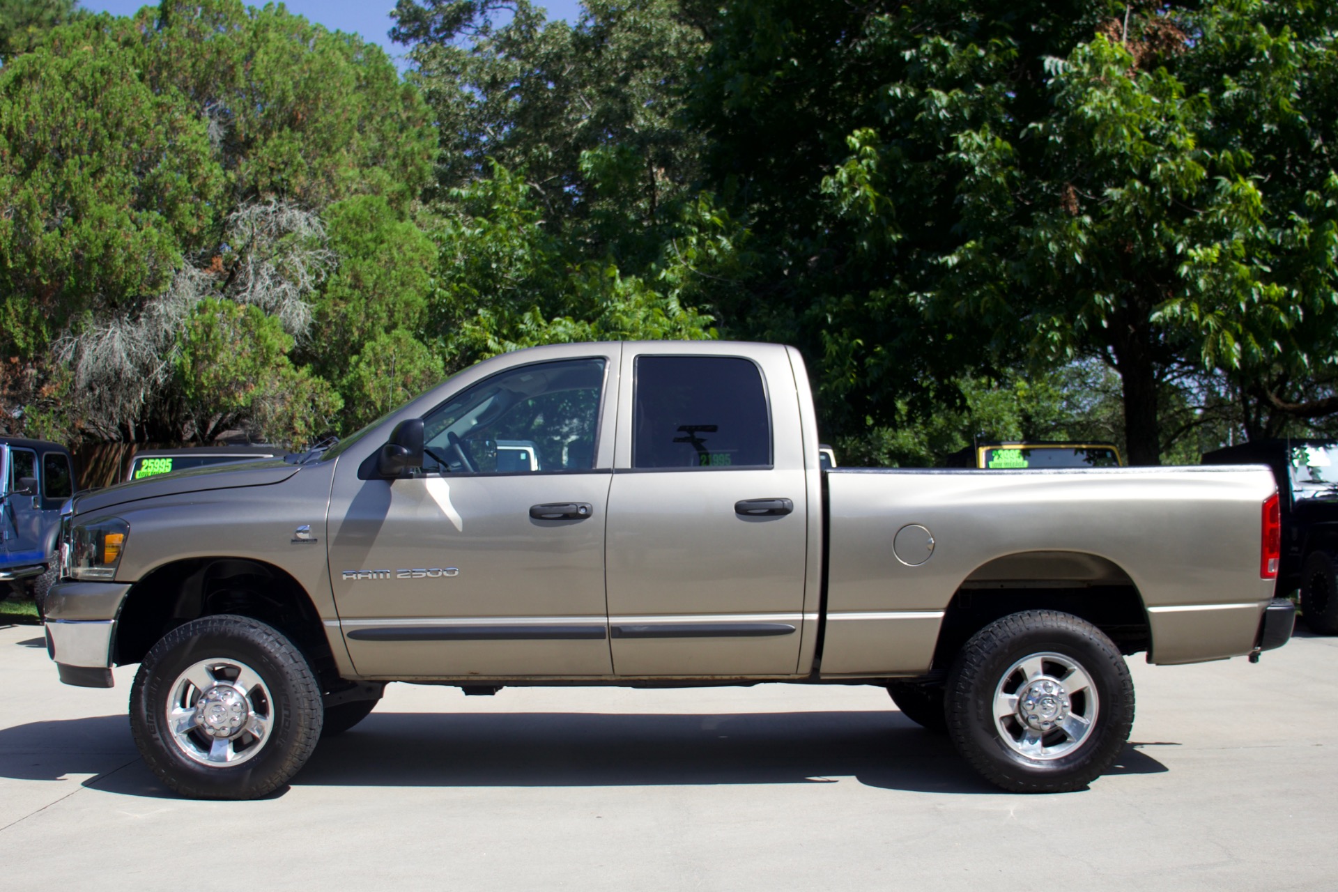 Used-2006-Dodge-Ram-2500-SLT