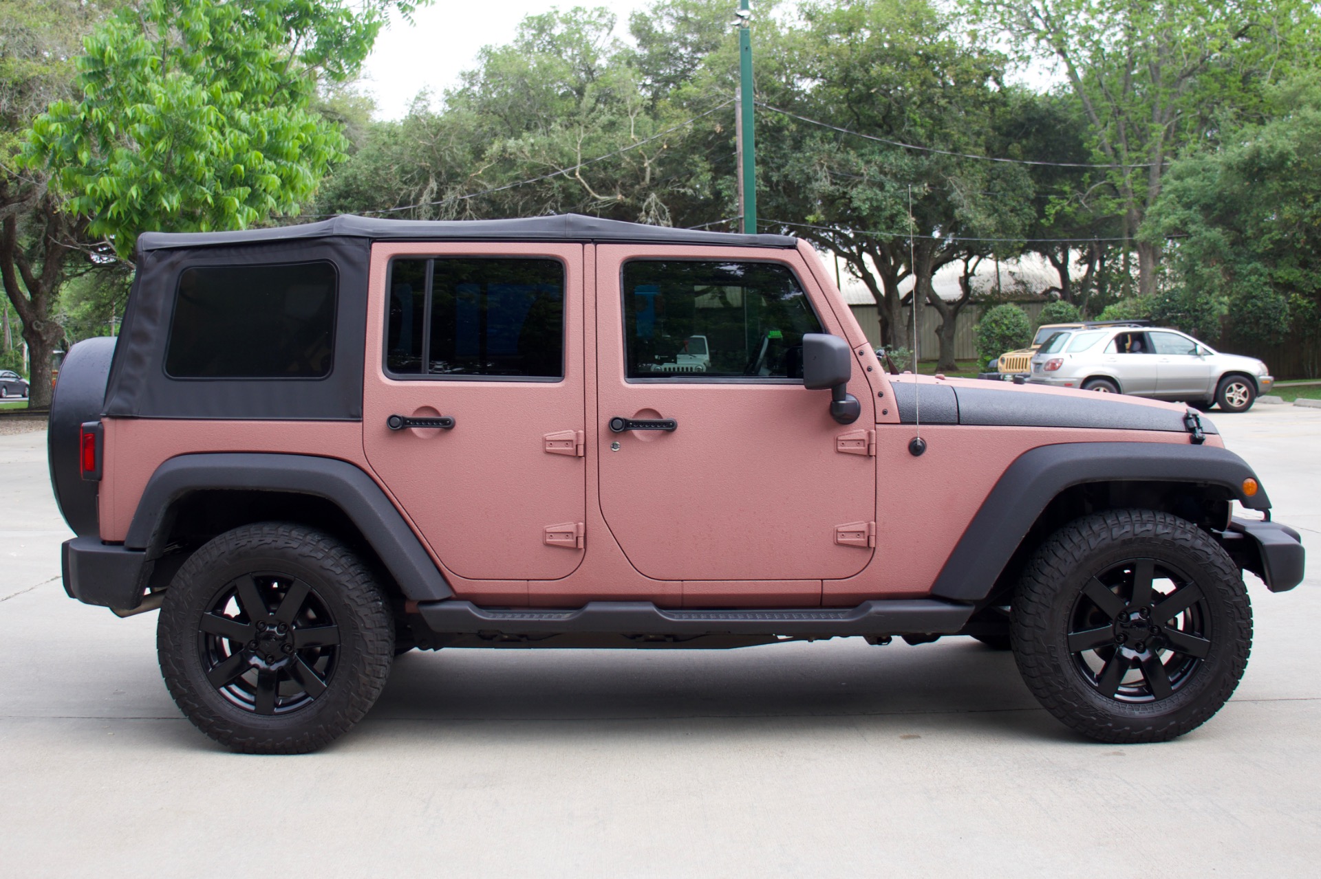 Used-2011-Jeep-Wrangler-Unlimited-Sport