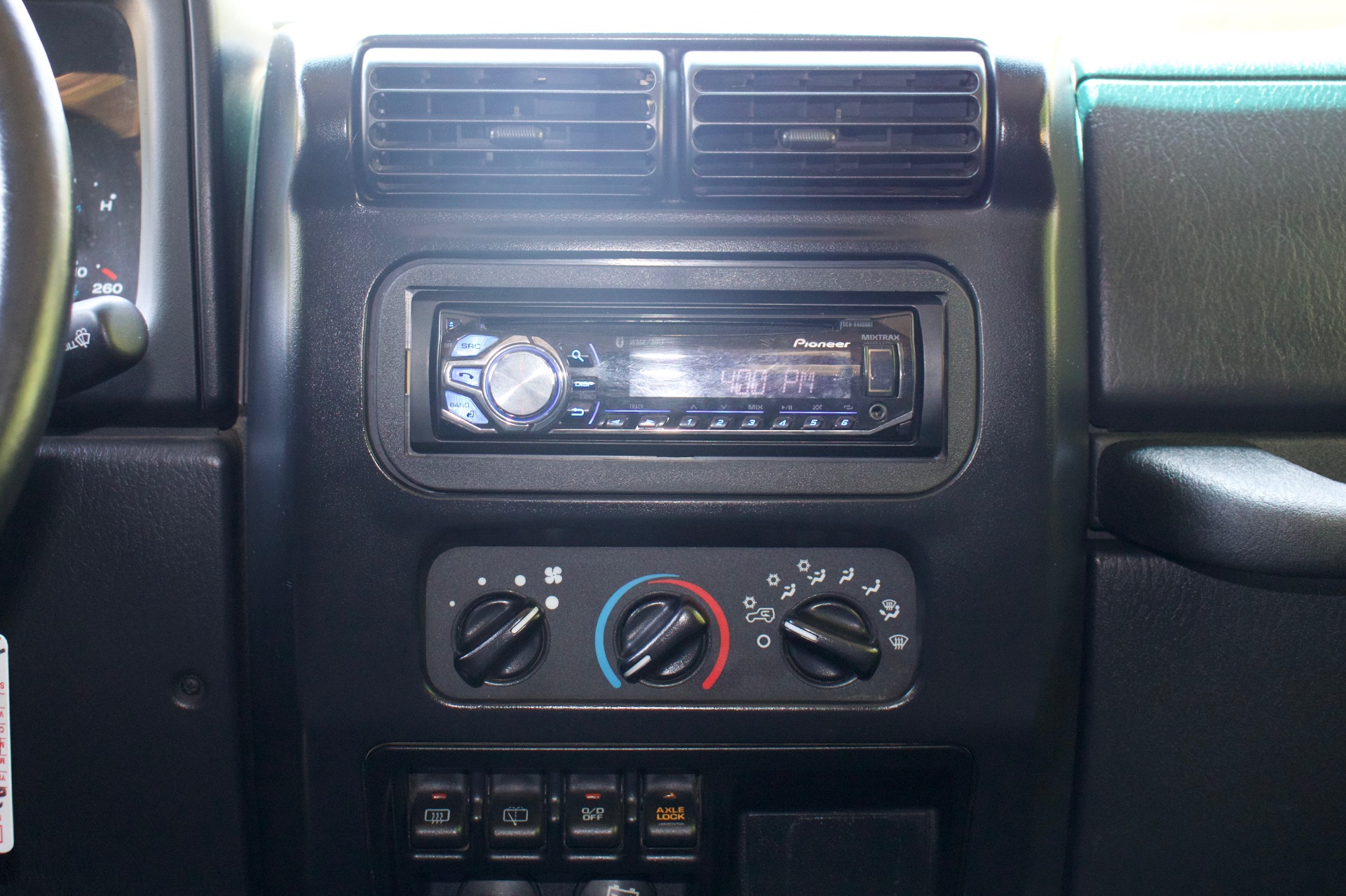Used-2006-Jeep-Wrangler-Unlimited-Rubicon