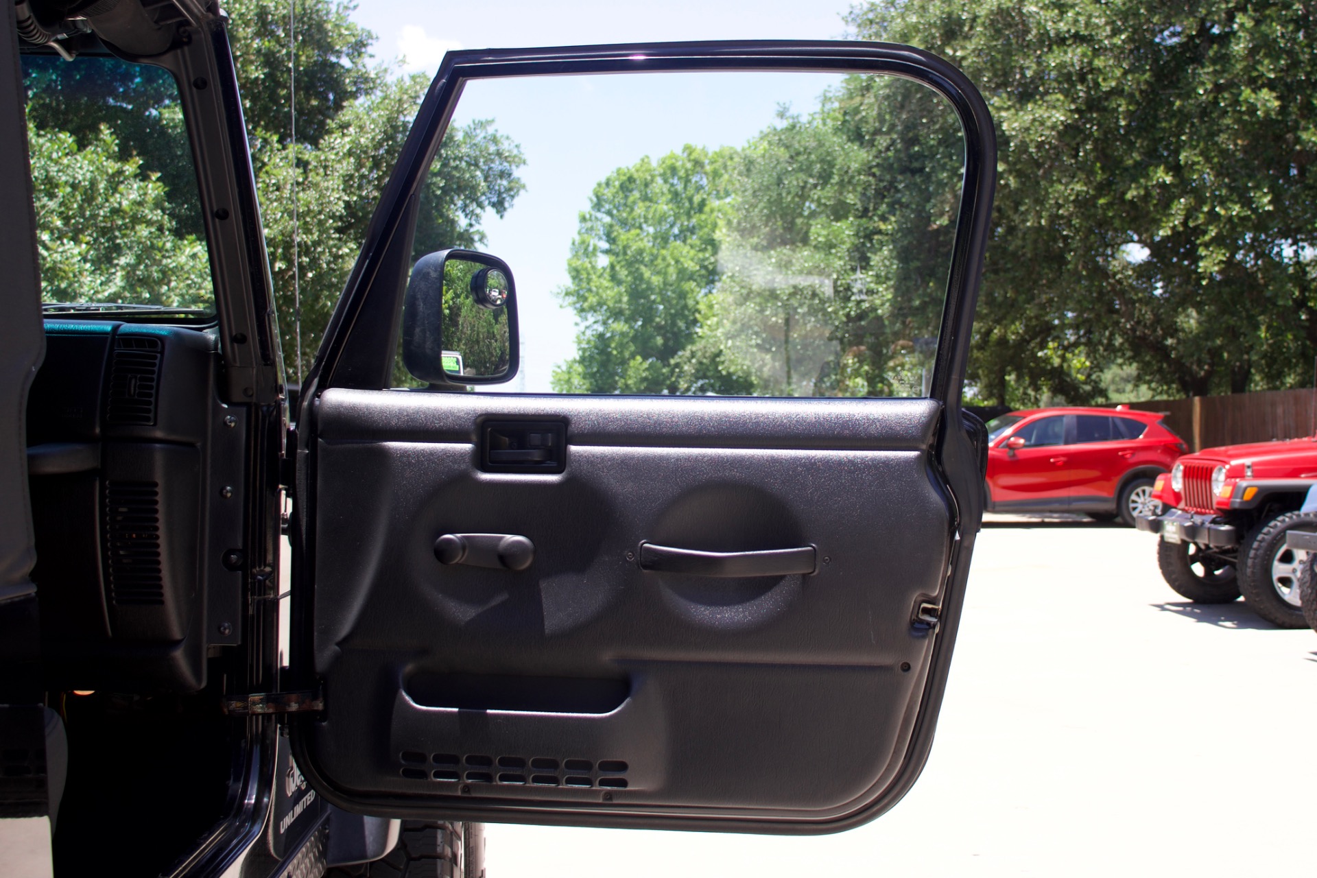 Used-2006-Jeep-Wrangler-Unlimited-Rubicon