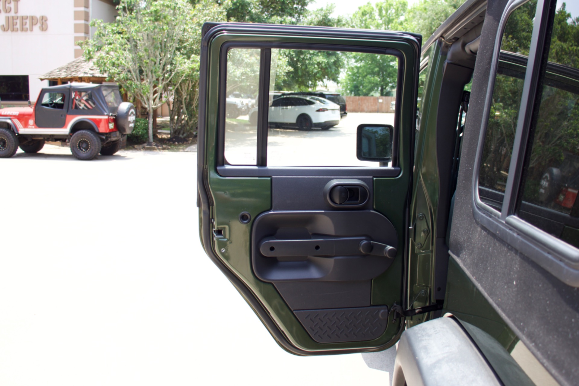Used-2008-Jeep-Wrangler-Unlimited-Rubicon