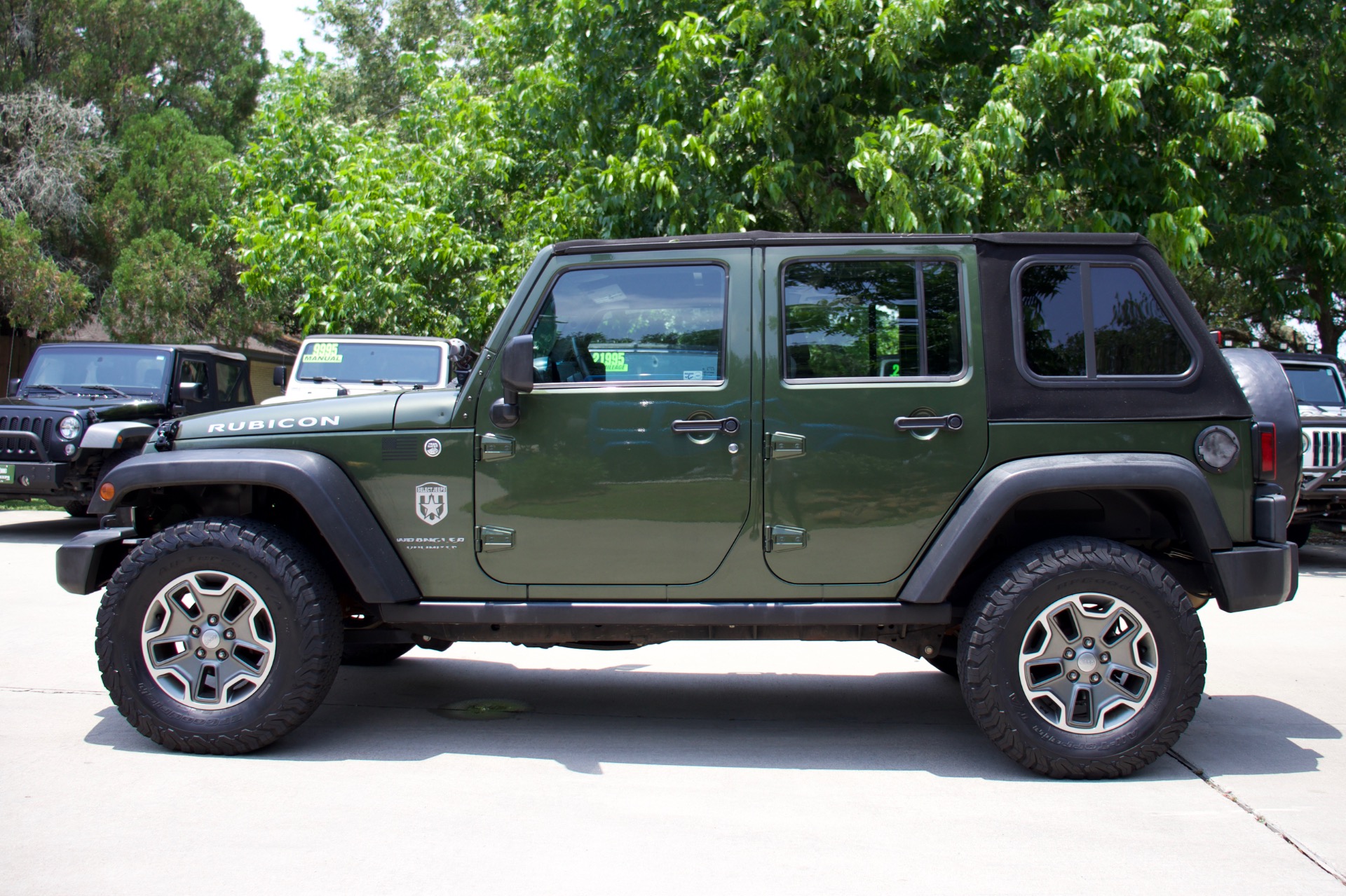 Used-2008-Jeep-Wrangler-Unlimited-Rubicon