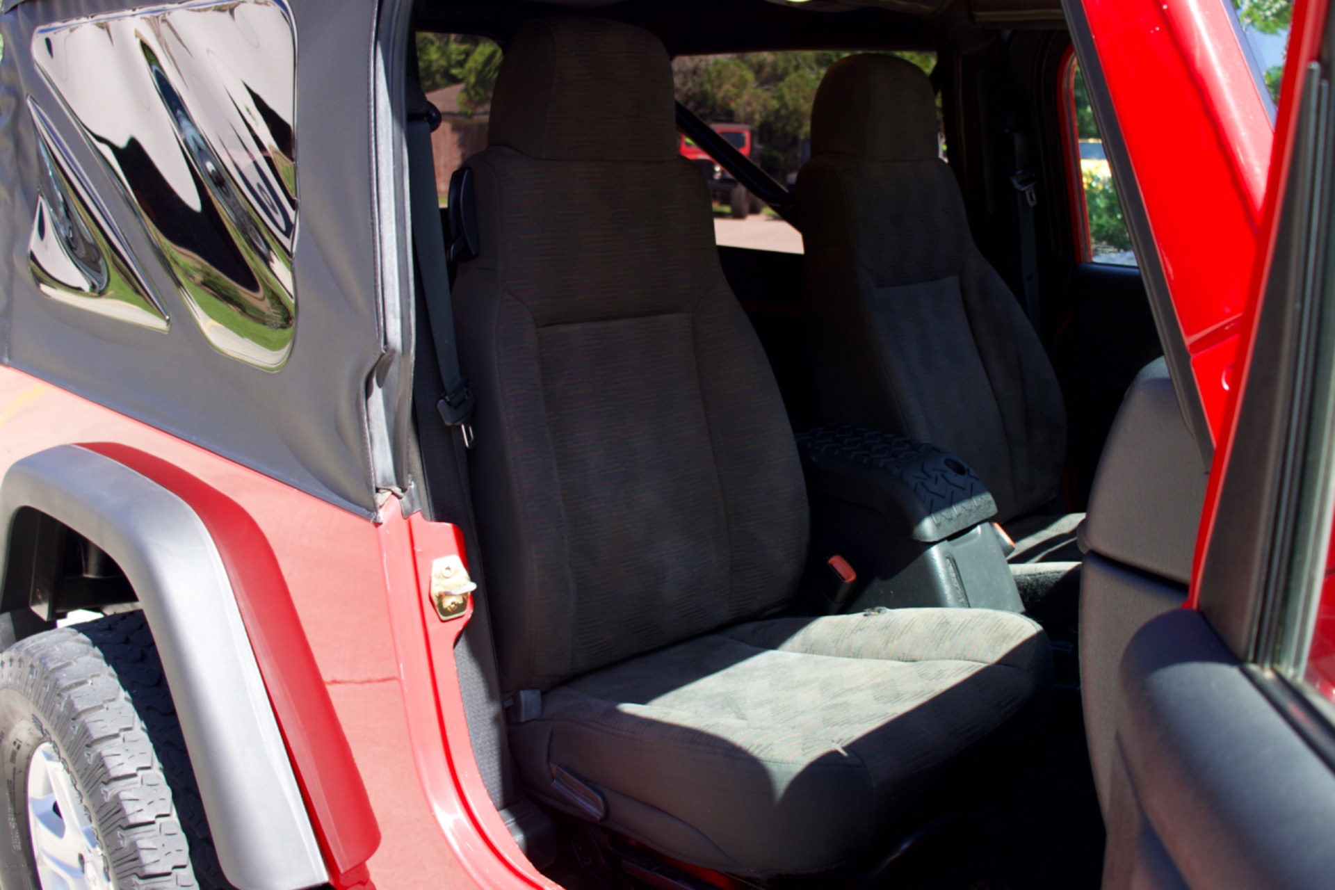 Used-2005-Jeep-Wrangler-Unlimited