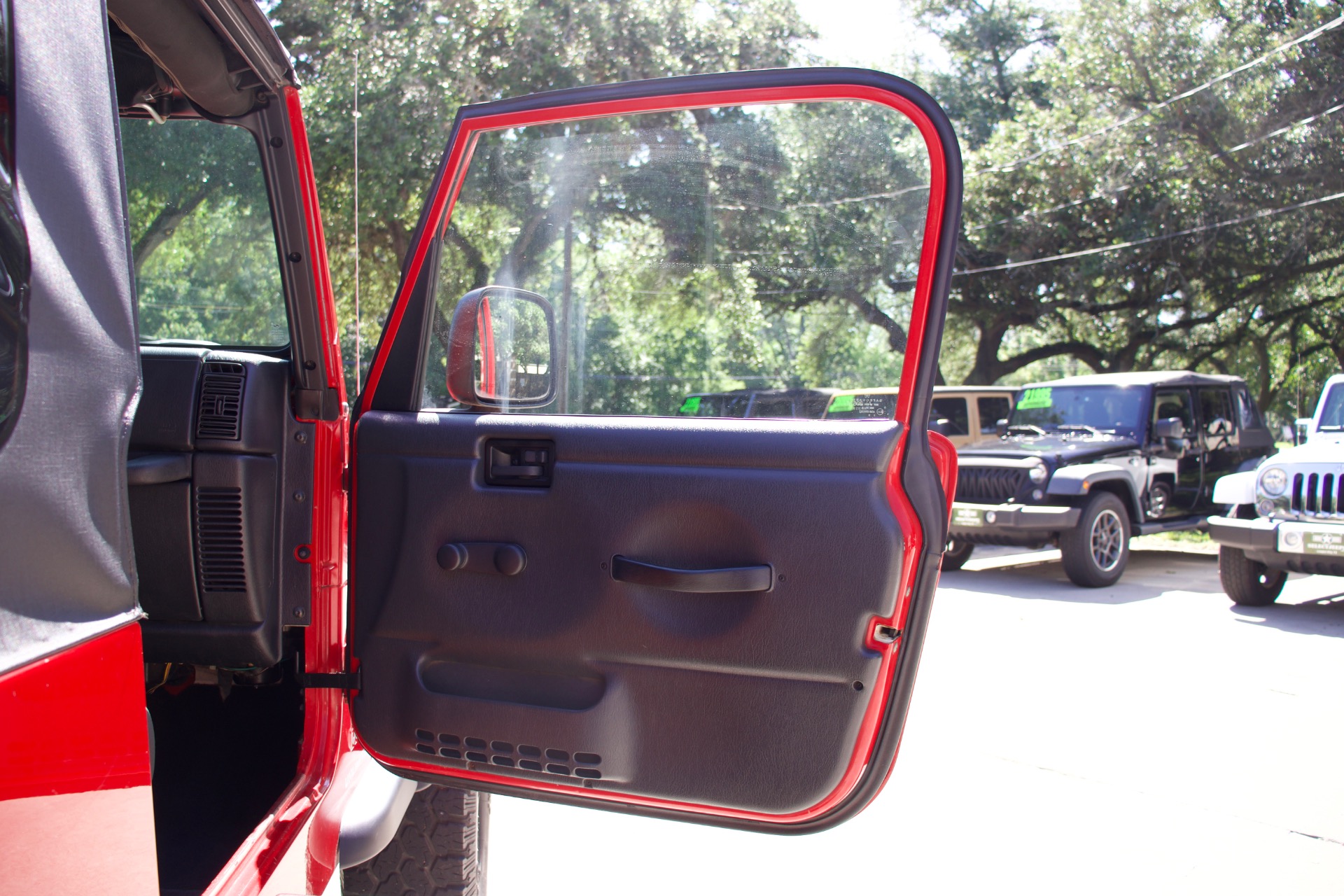 Used-2005-Jeep-Wrangler-Unlimited