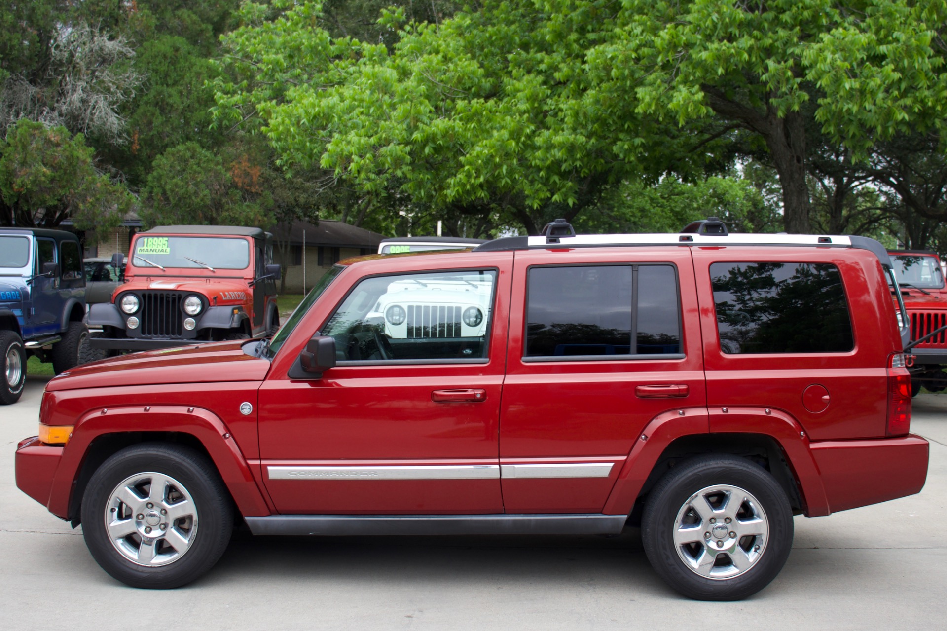 Used-2006-Jeep-Commander-Limited