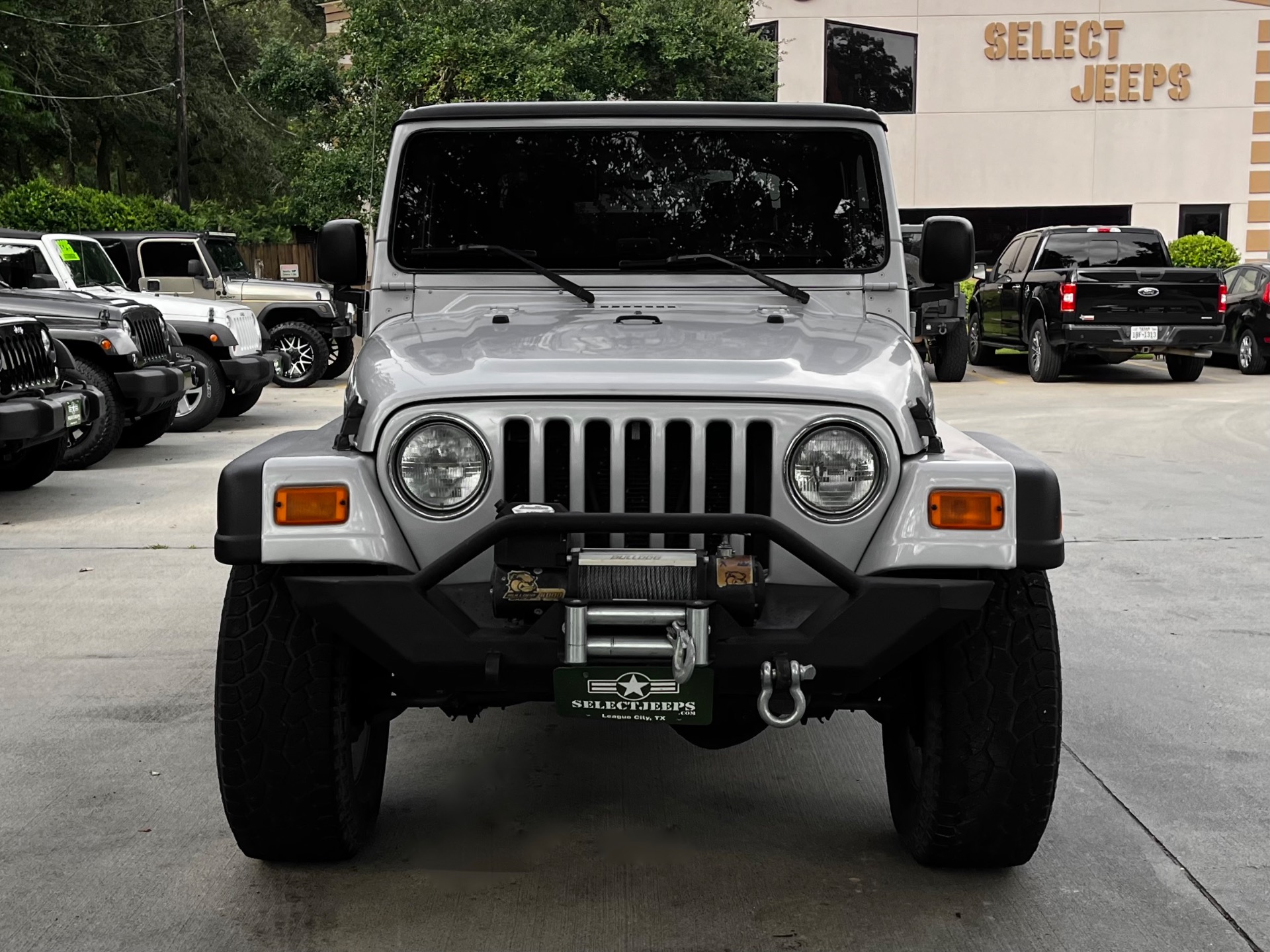 Used-2004-Jeep-Wrangler-Rubicon