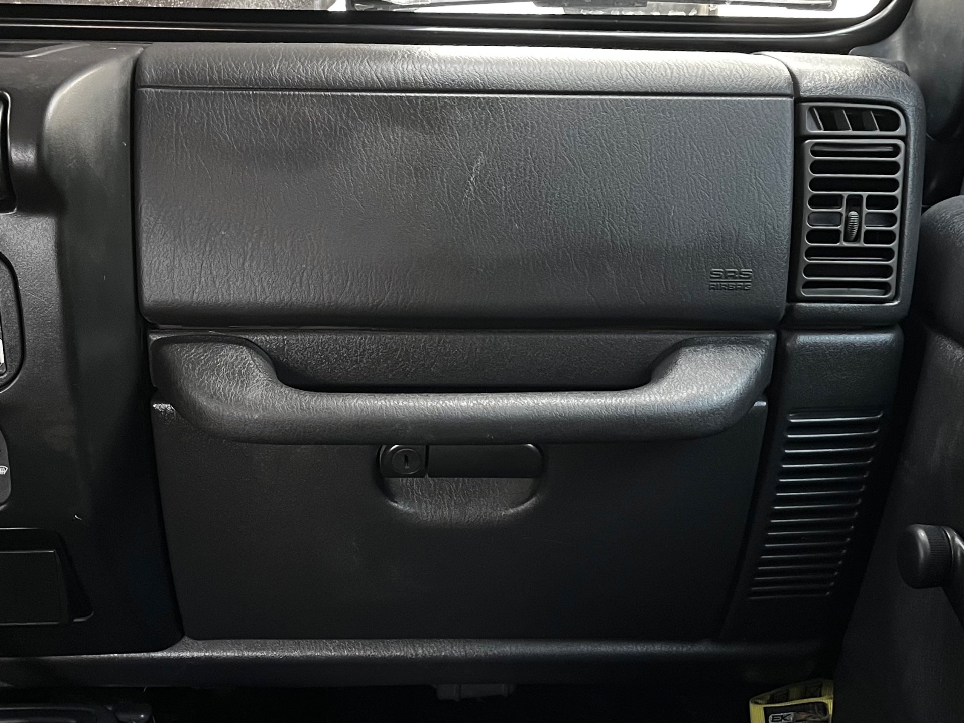 Used-2004-Jeep-Wrangler-Rubicon