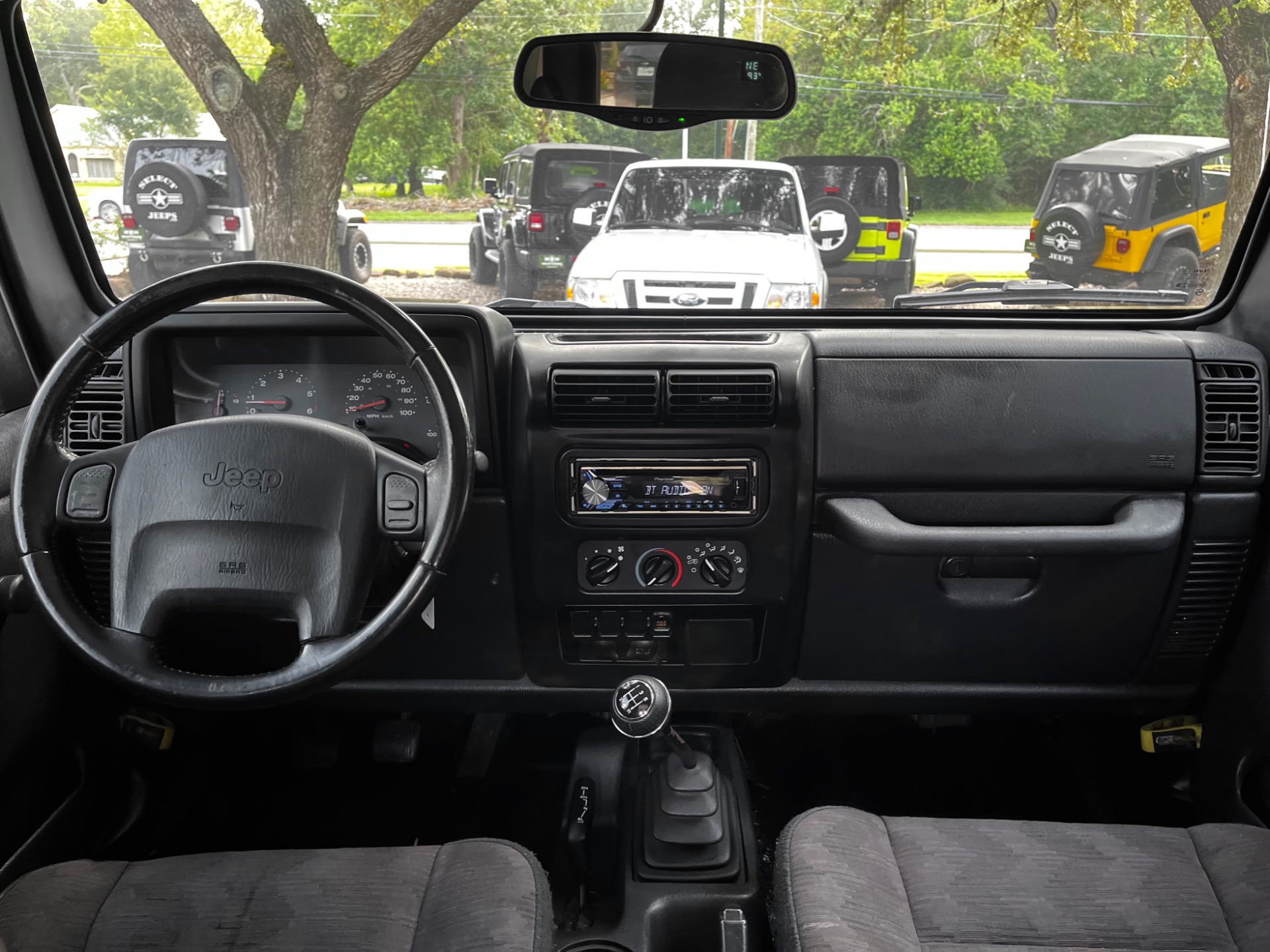 Used-2004-Jeep-Wrangler-Rubicon