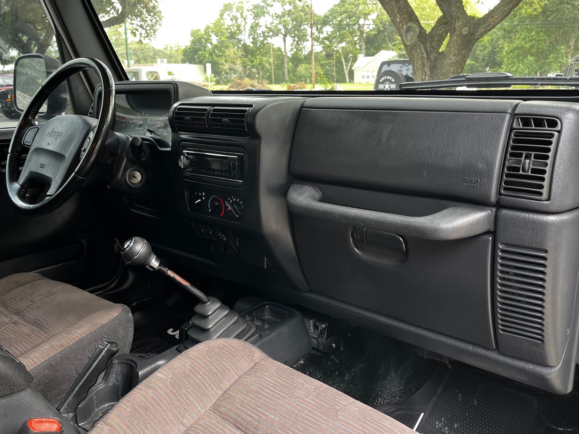 Used-2004-Jeep-Wrangler-Rubicon