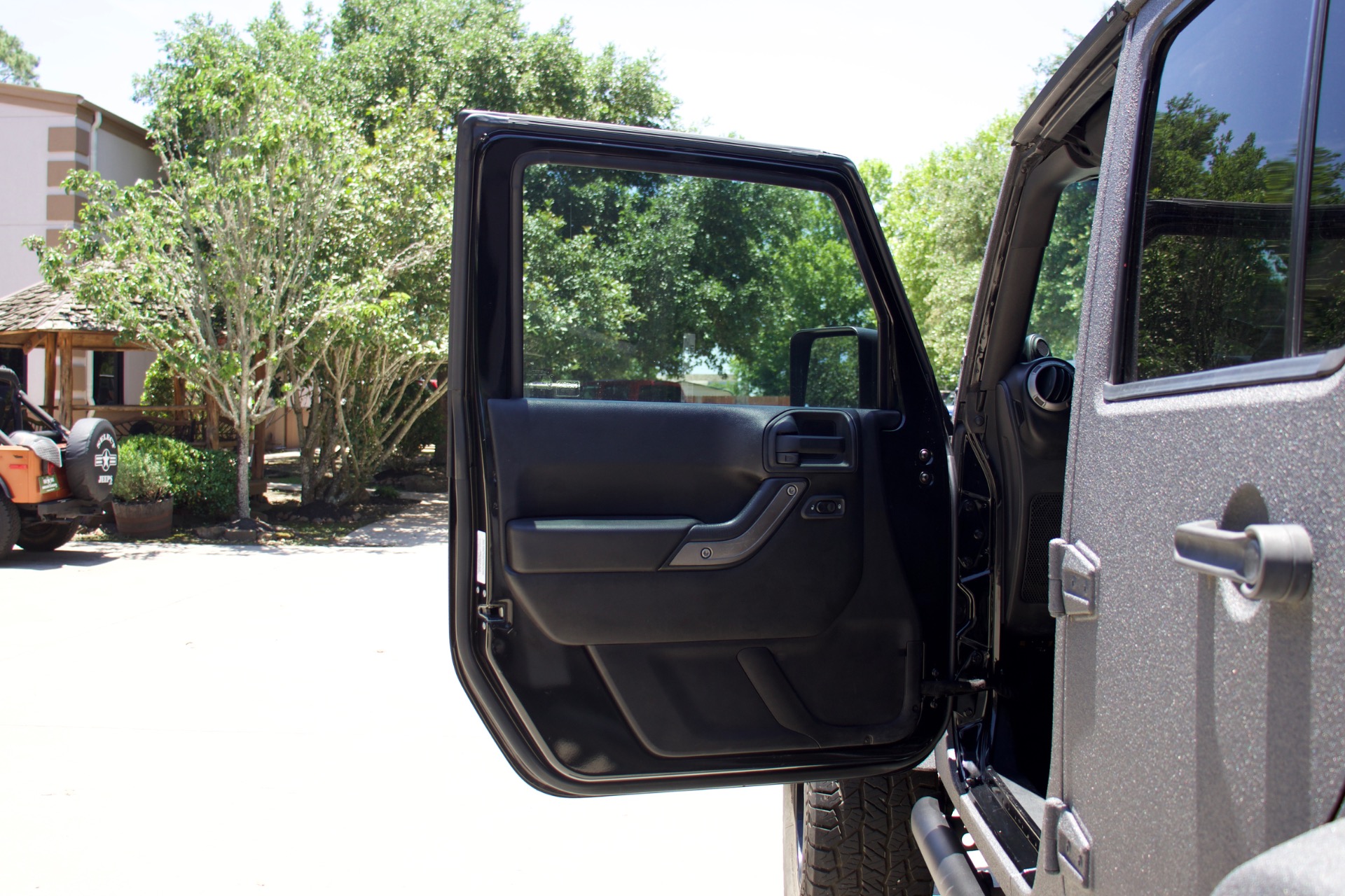 Used-2014-Jeep-Wrangler-Unlimited-Sport