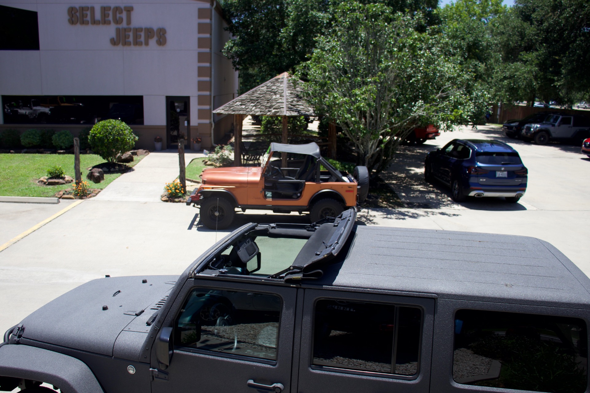 Used-2014-Jeep-Wrangler-Unlimited-Sport