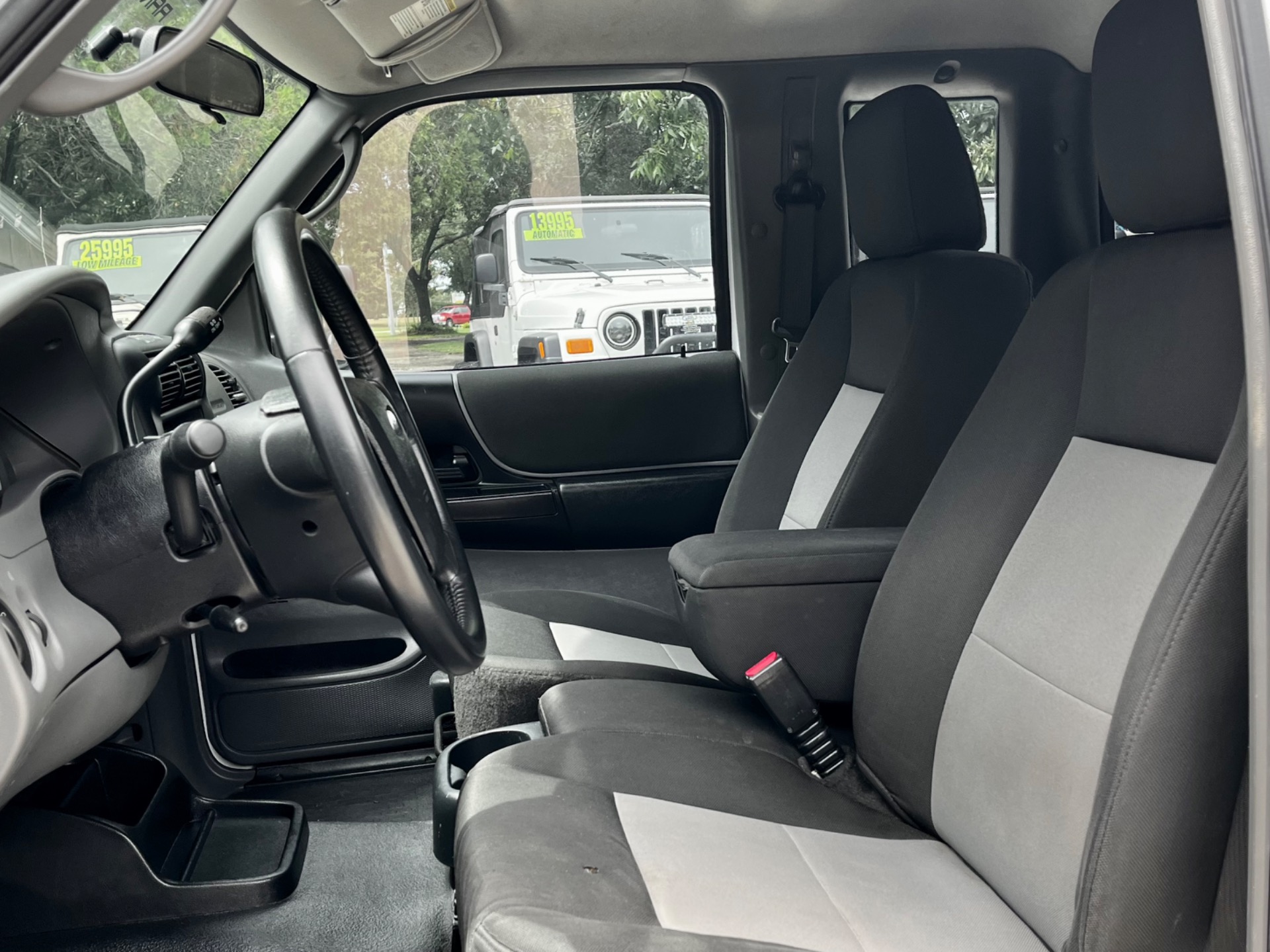 Used-2011-Ford-Ranger-Sport