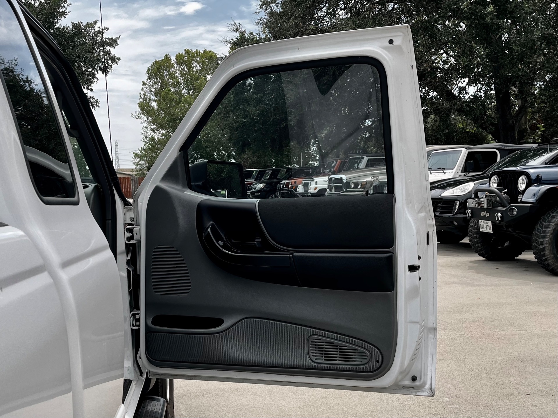 Used-2011-Ford-Ranger-Sport