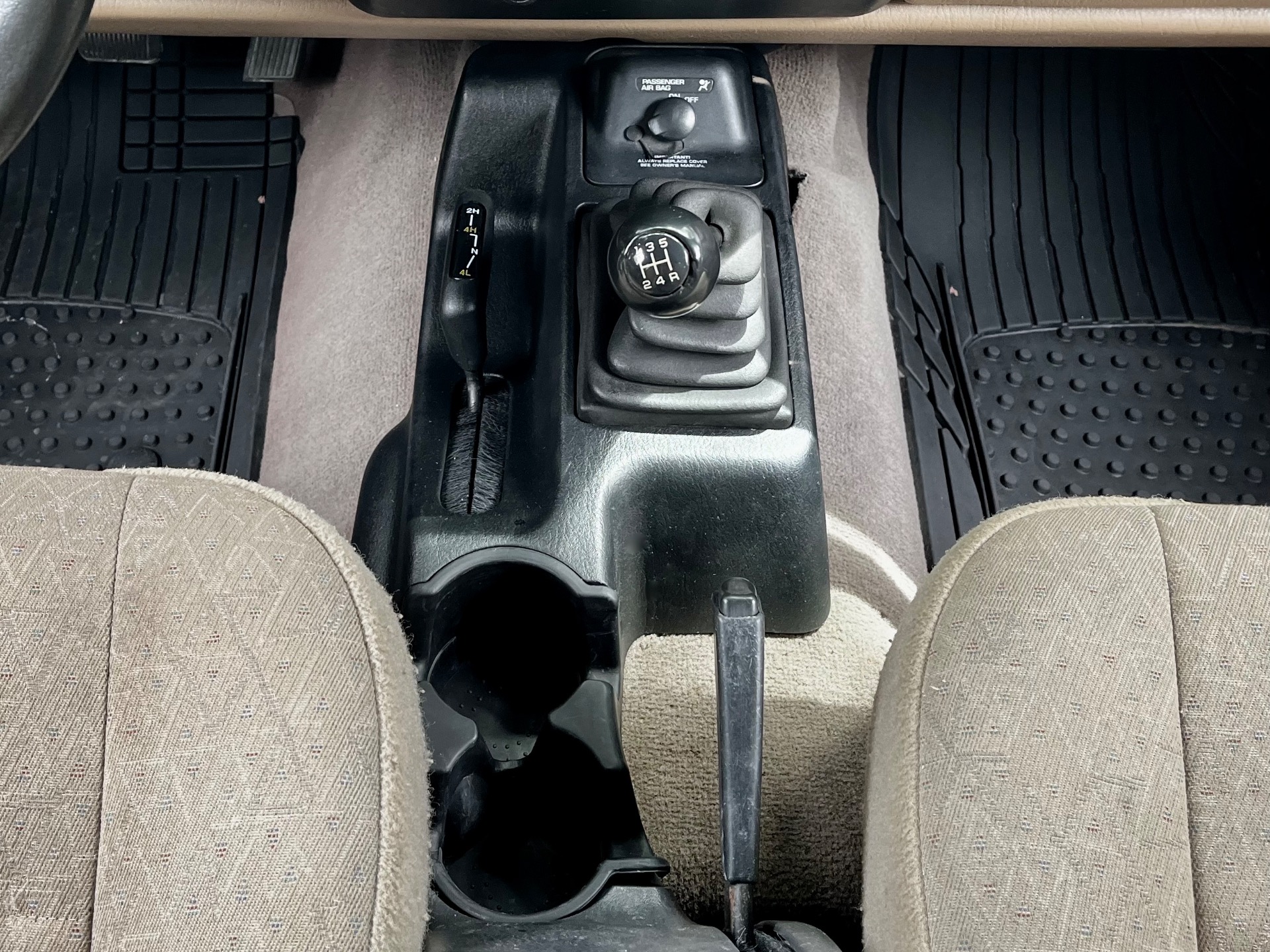 Used-2001-Jeep-Wrangler-Sport