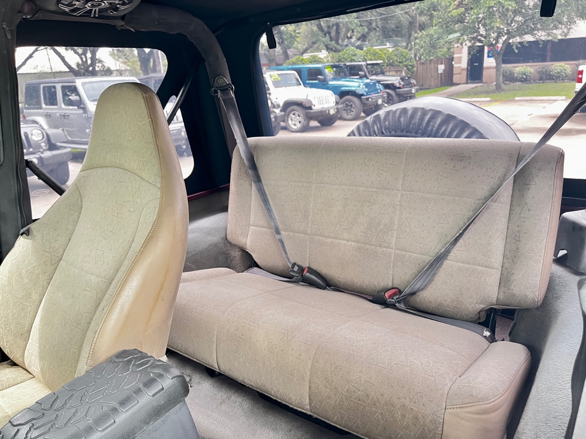 Used-2001-Jeep-Wrangler-Sport