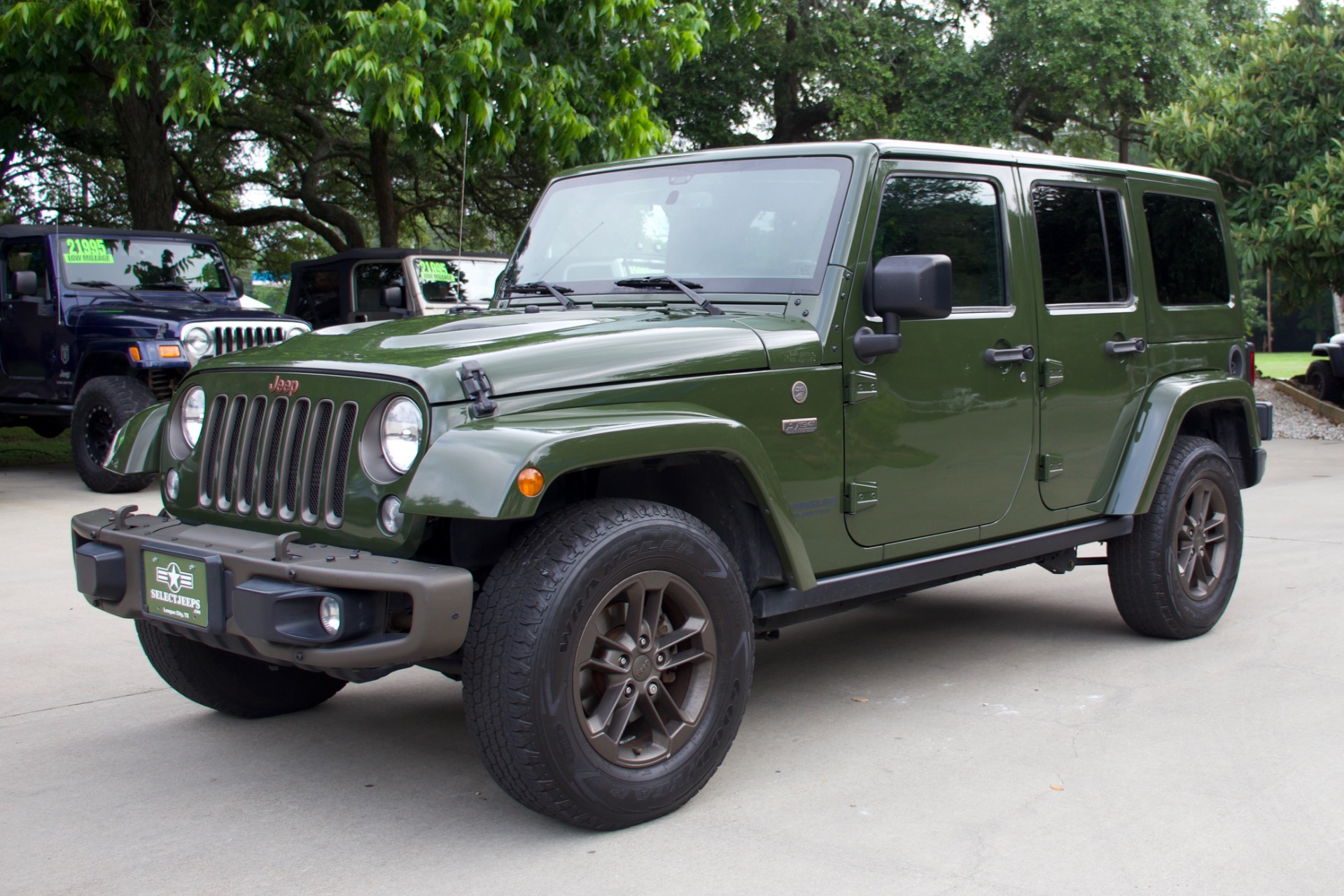 Used-2016-Jeep-Wrangler-Unlimited-Sahara-75th-Anniversary