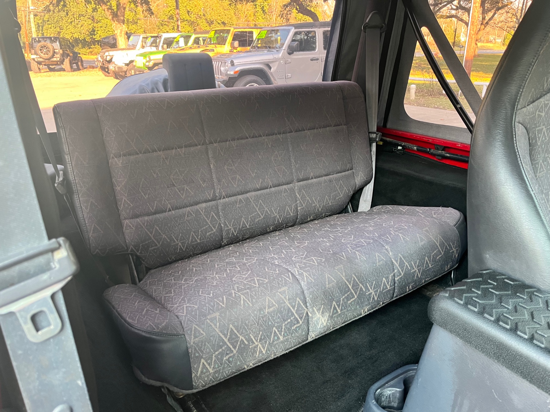 Used-2001-Jeep-Wrangler-Sport