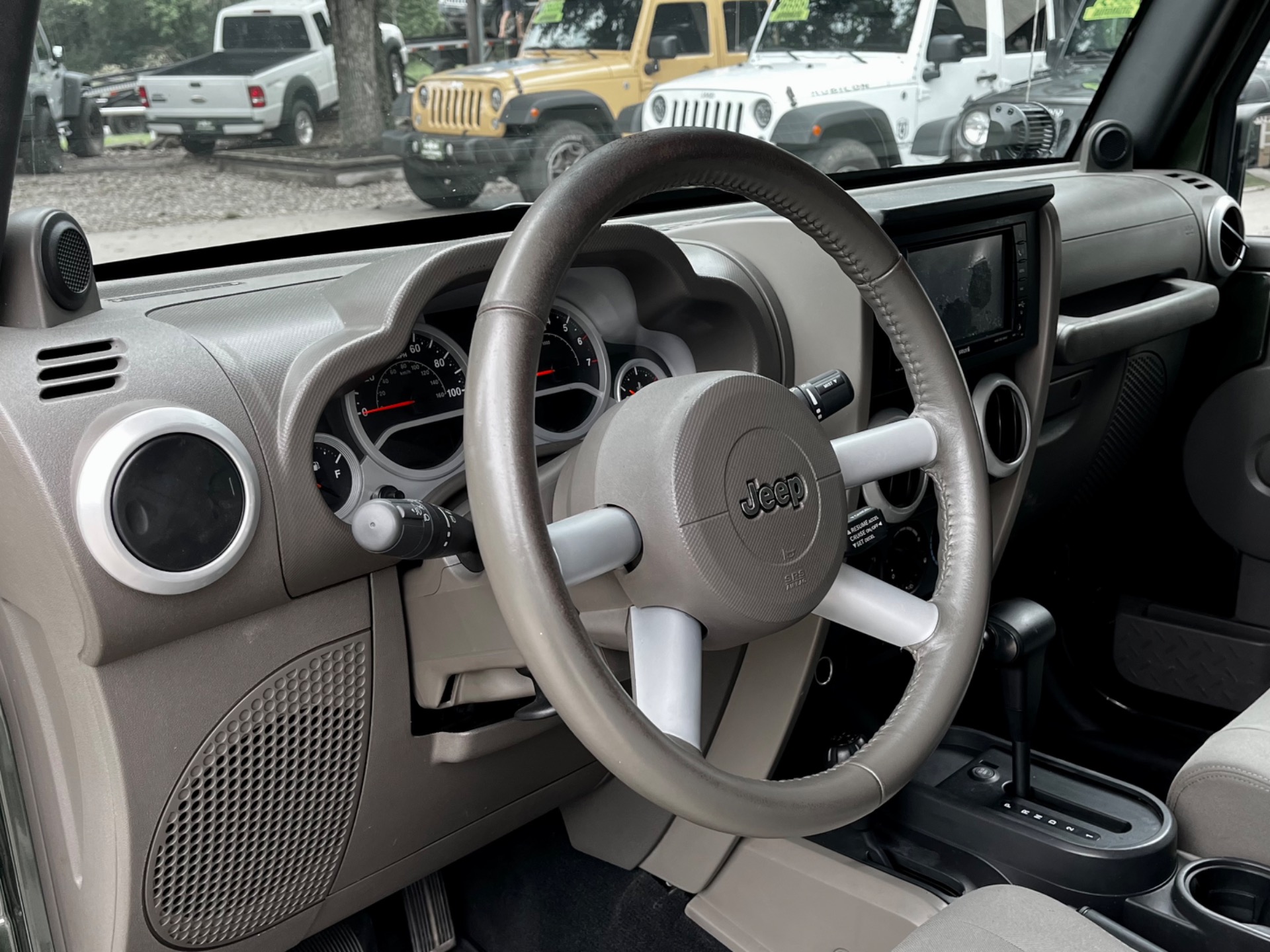 Used-2008-Jeep-Wrangler-Unlimited-Sahara