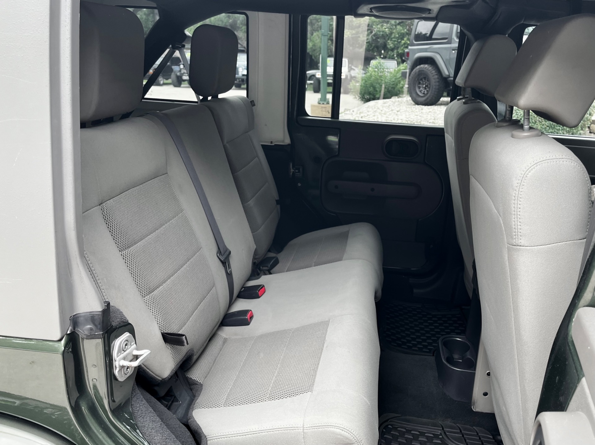 Used-2008-Jeep-Wrangler-Unlimited-Sahara