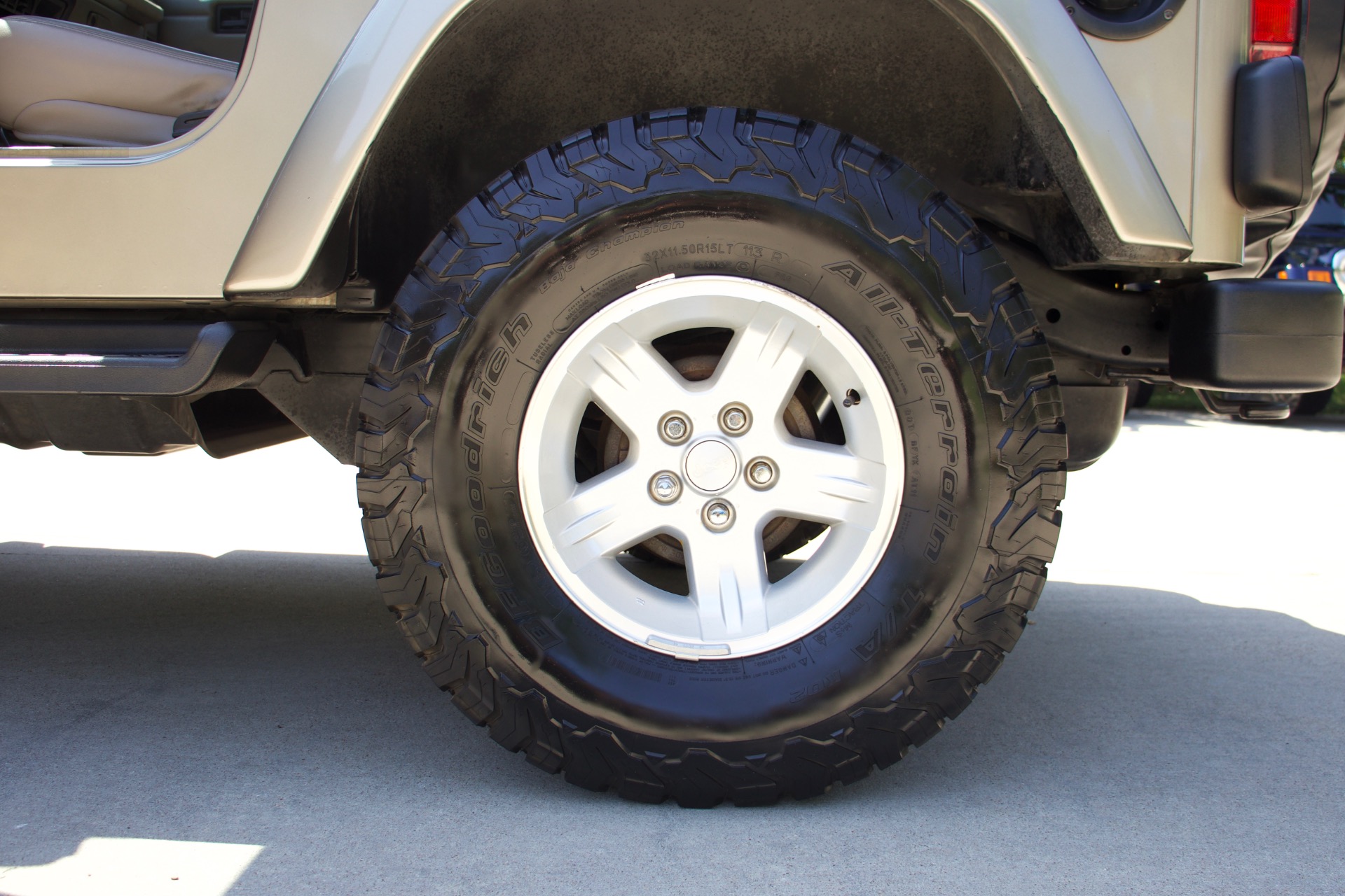 Used-2003-Jeep-Wrangler-Sahara