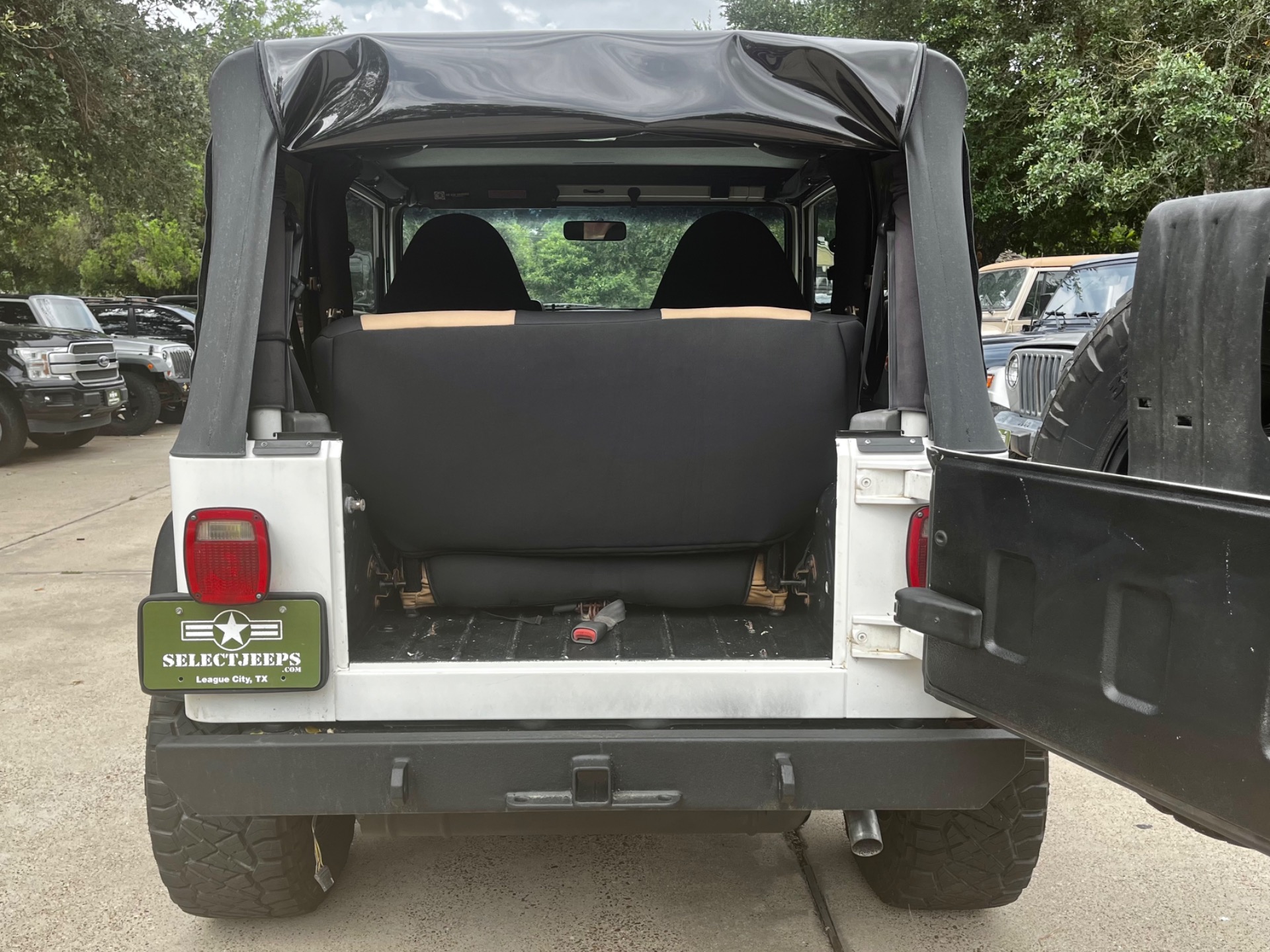 Used-1997-Jeep-Wrangler-Sport