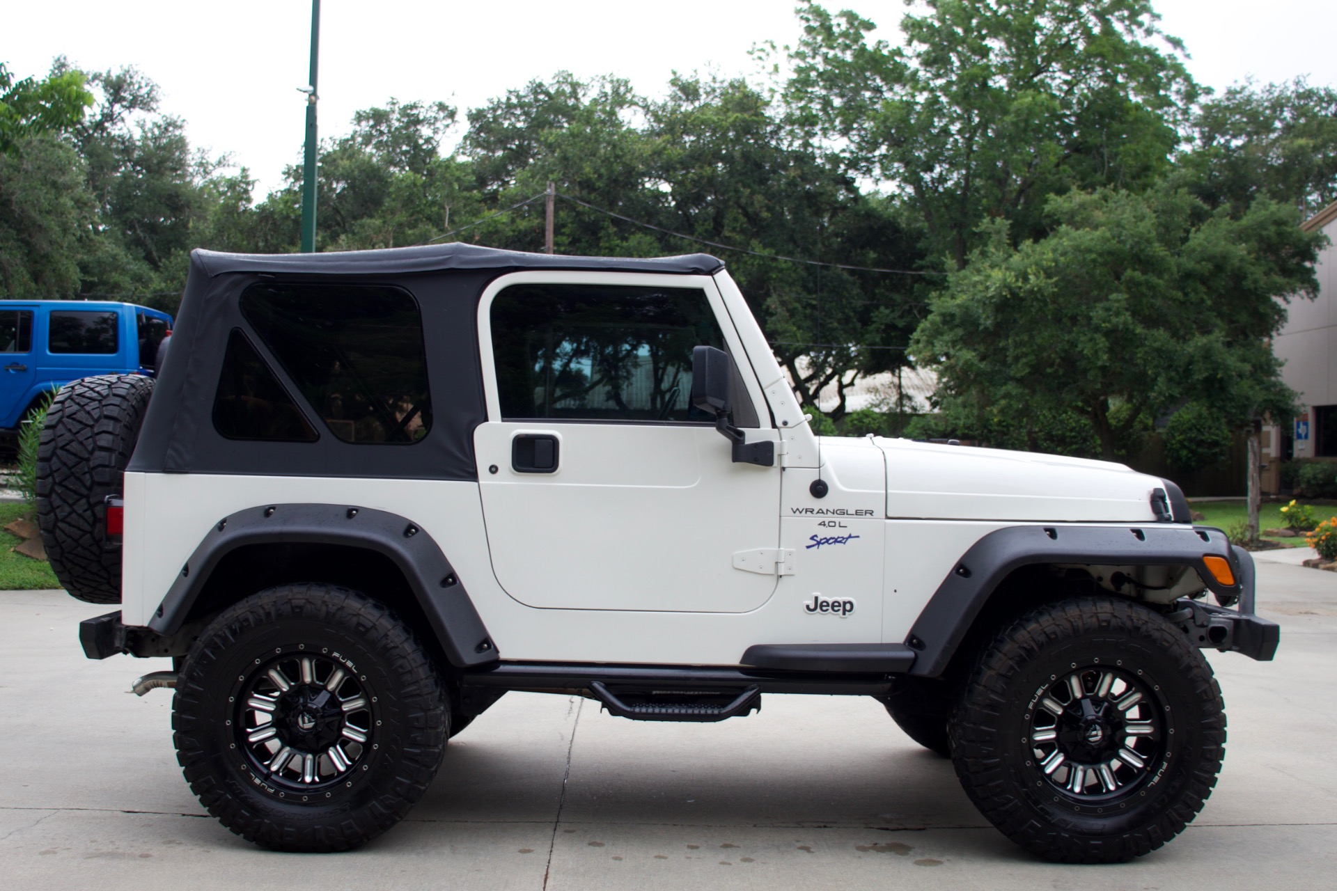 Used-1997-Jeep-Wrangler-Sport