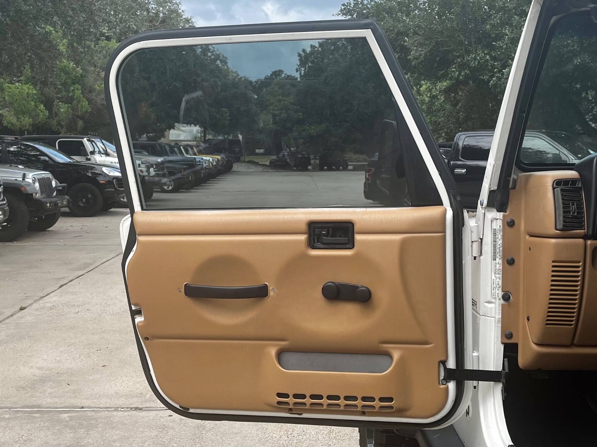 Used-1997-Jeep-Wrangler-Sport