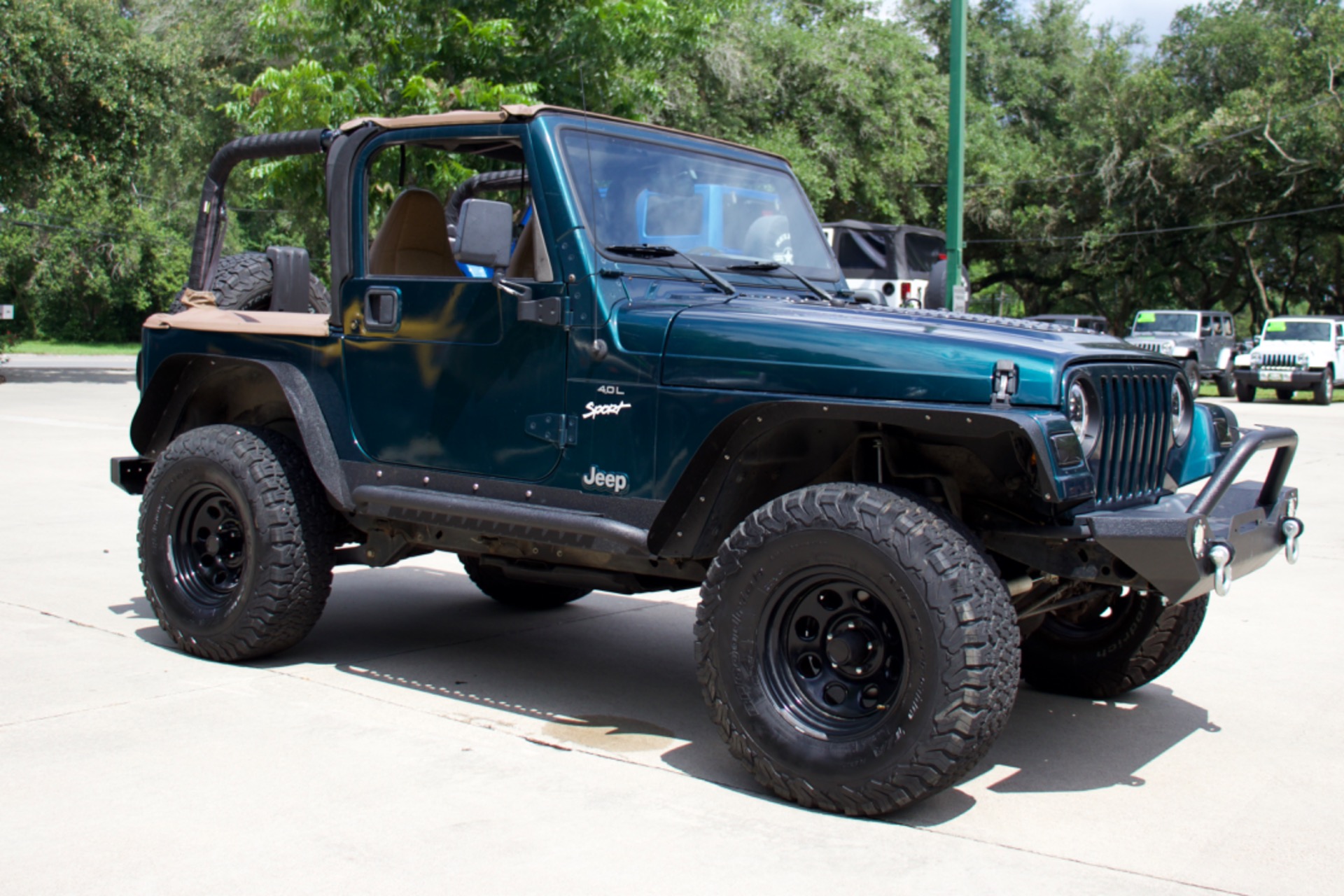 Used-1998-Jeep-Wrangler-Sport