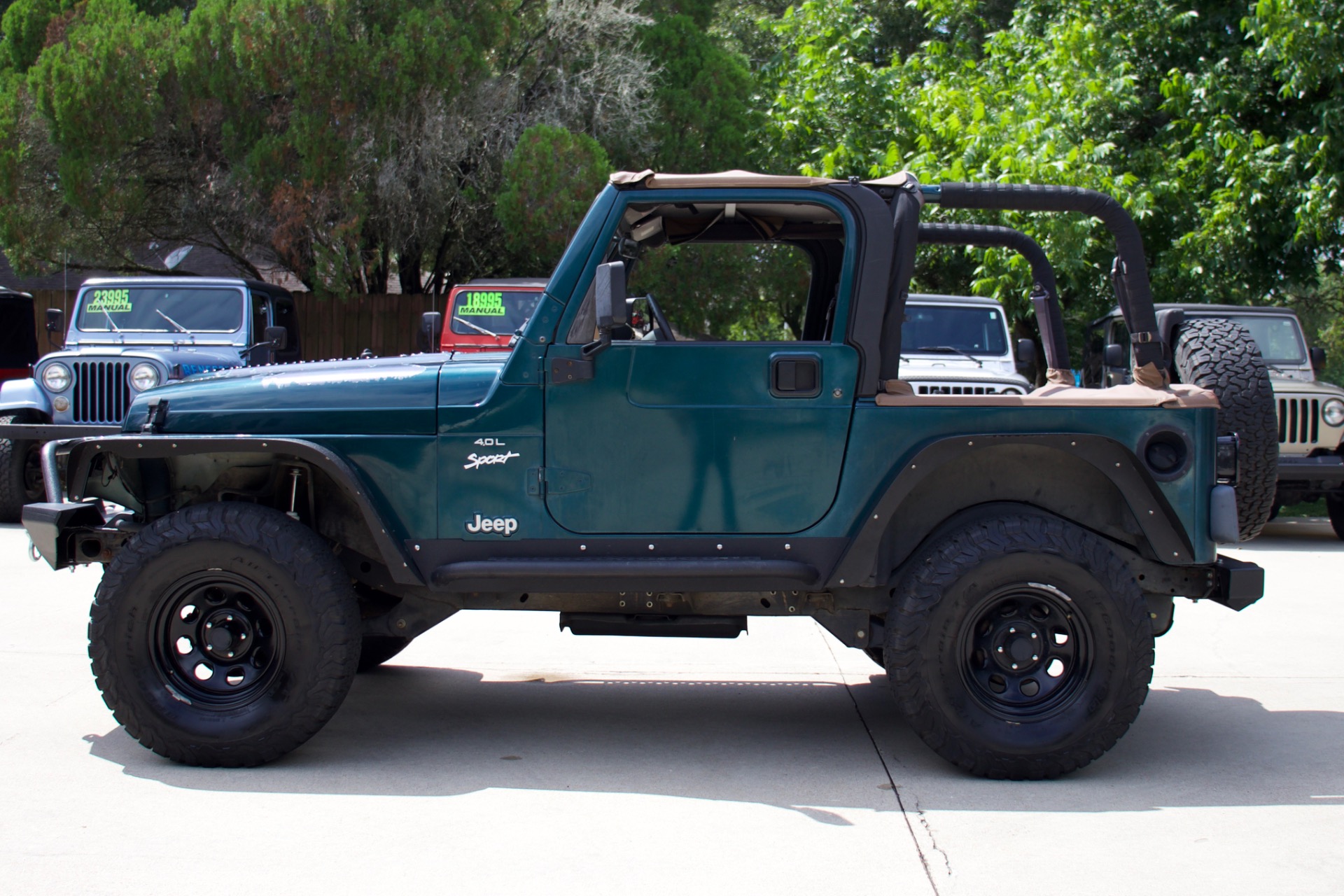 Used-1998-Jeep-Wrangler-Sport