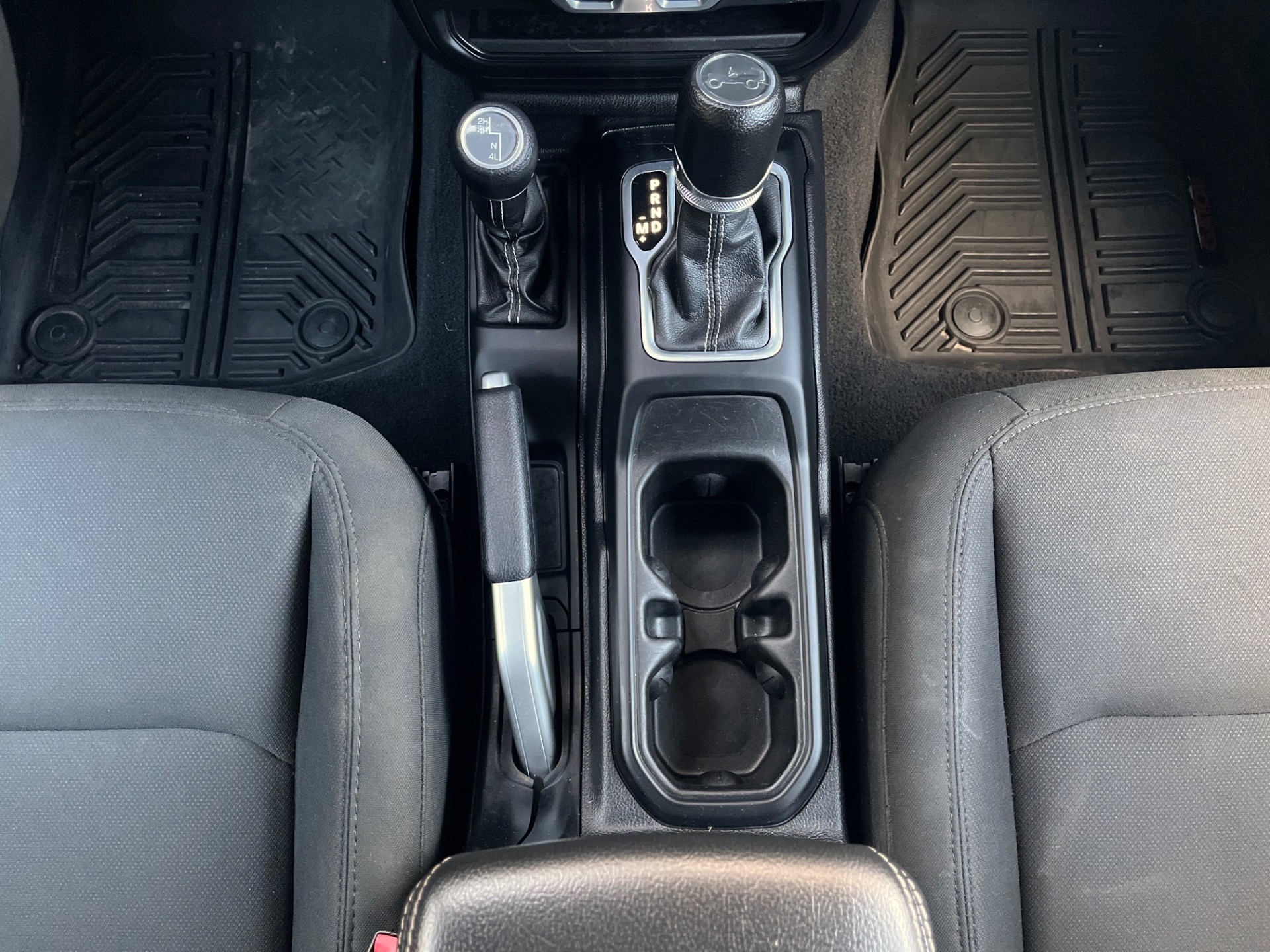 Used-2018-Jeep-Wrangler-Unlimited-Sahara