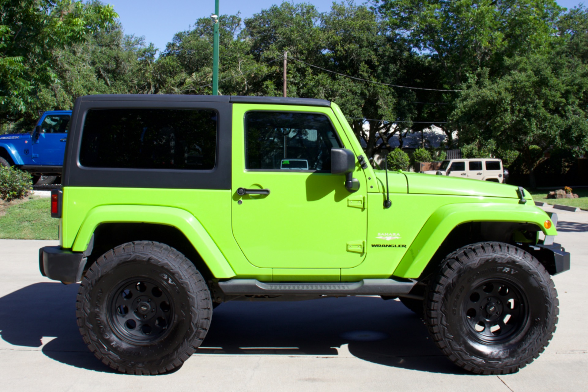 Used-2013-Jeep-Wrangler-Sahara