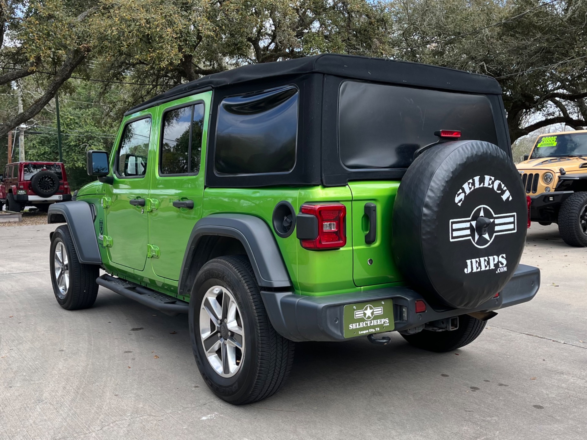 Used-2018-Jeep-Wrangler-Unlimited-Sport