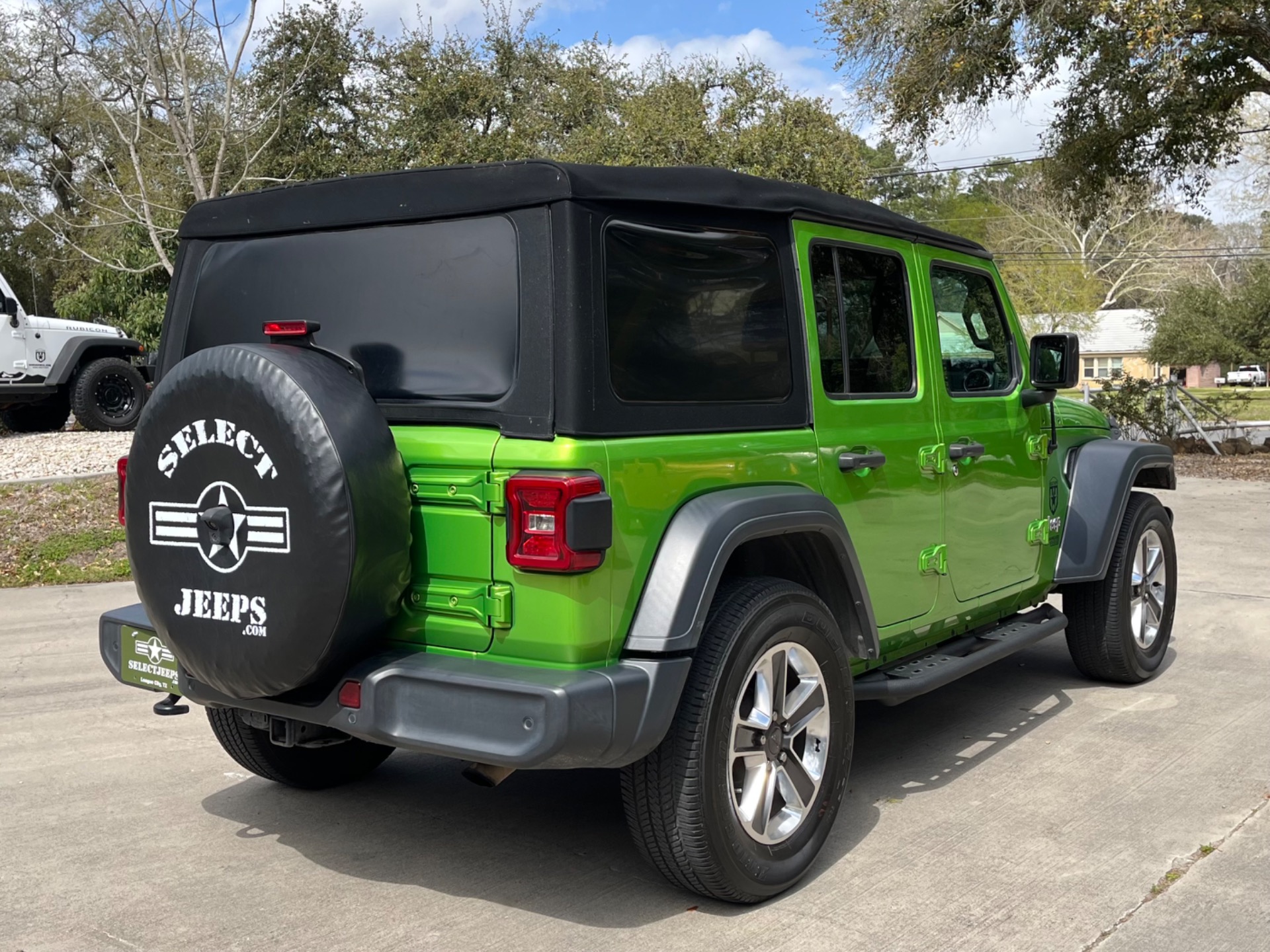 Used-2018-Jeep-Wrangler-Unlimited-Sport
