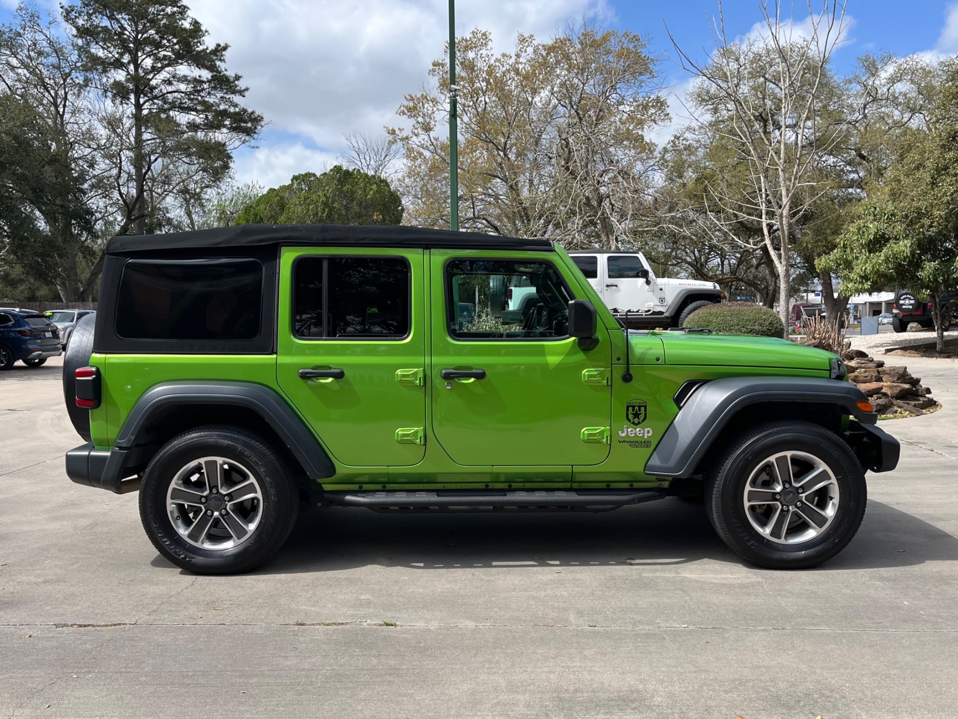 Used-2018-Jeep-Wrangler-Unlimited-Sport