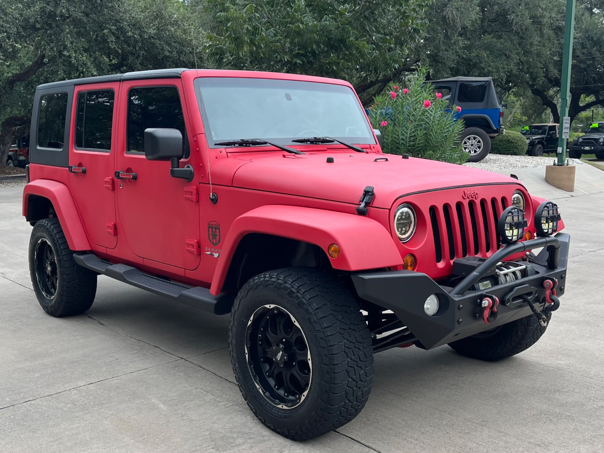 Used-2010-Jeep-Wrangler-Unlimited-Sahara