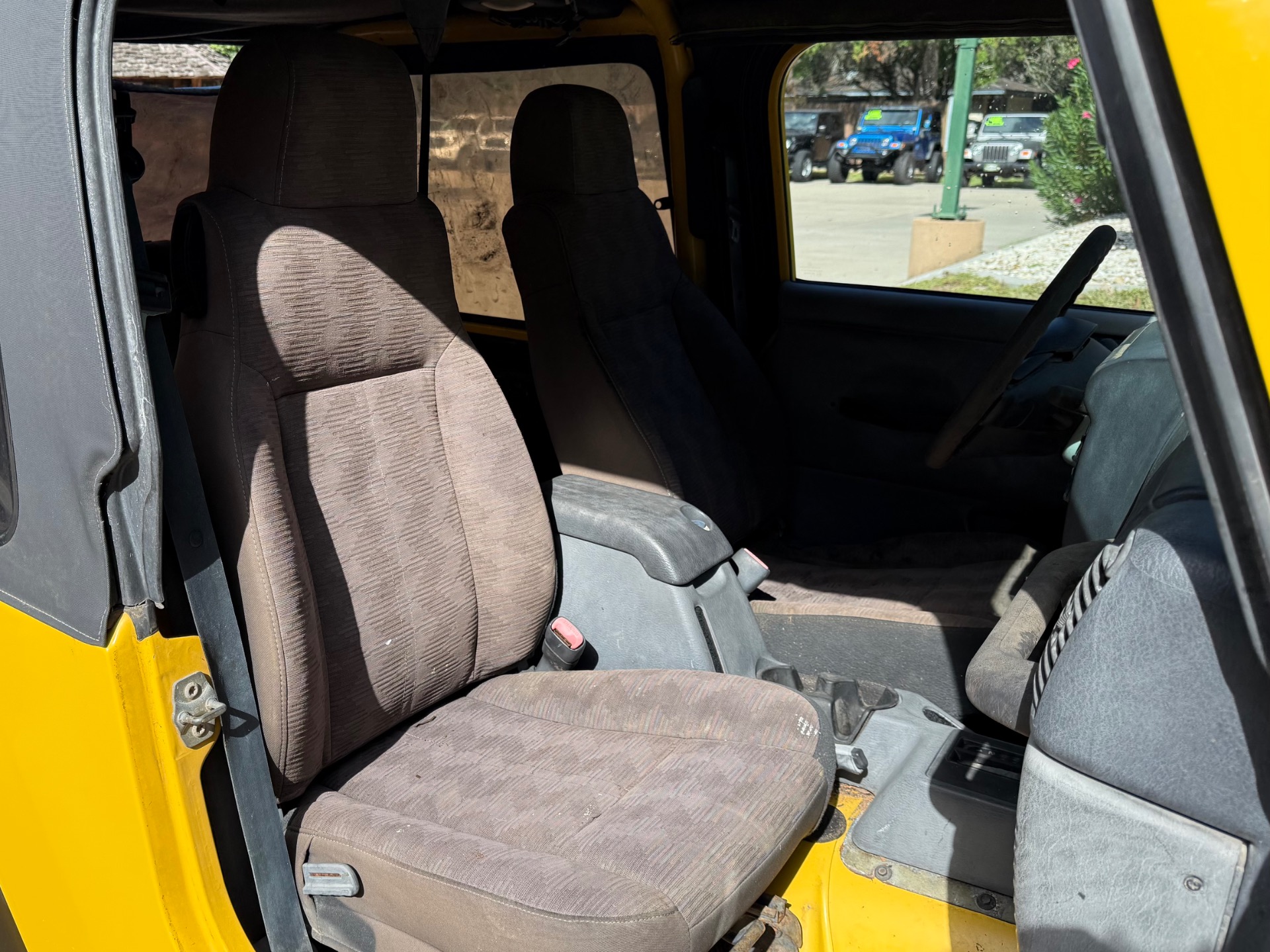 Used-2004-Jeep-Wrangler-Unlimited