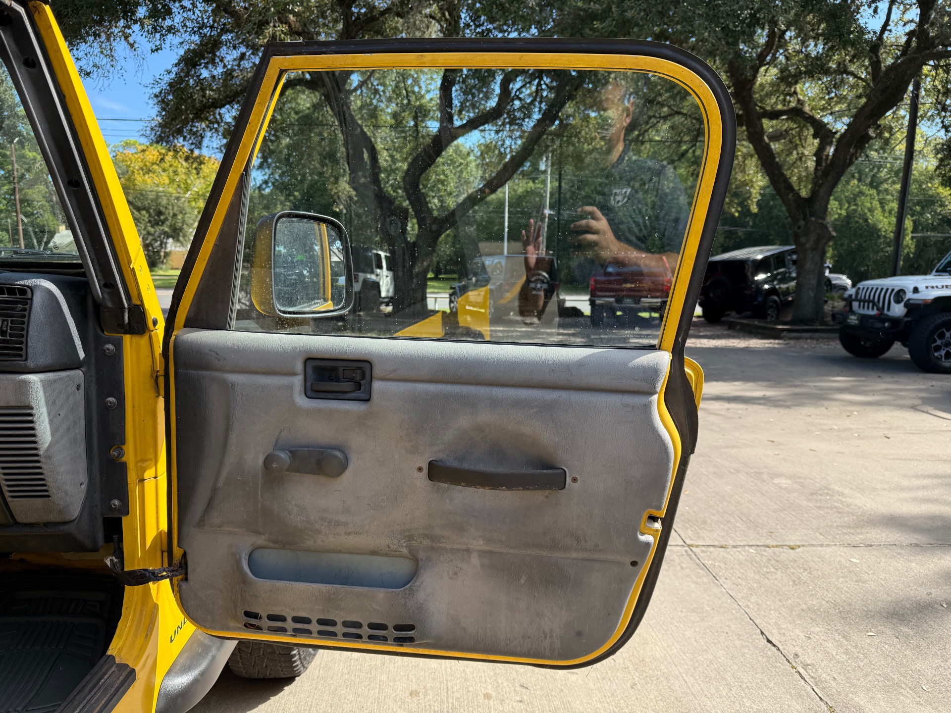 Used-2004-Jeep-Wrangler-Unlimited