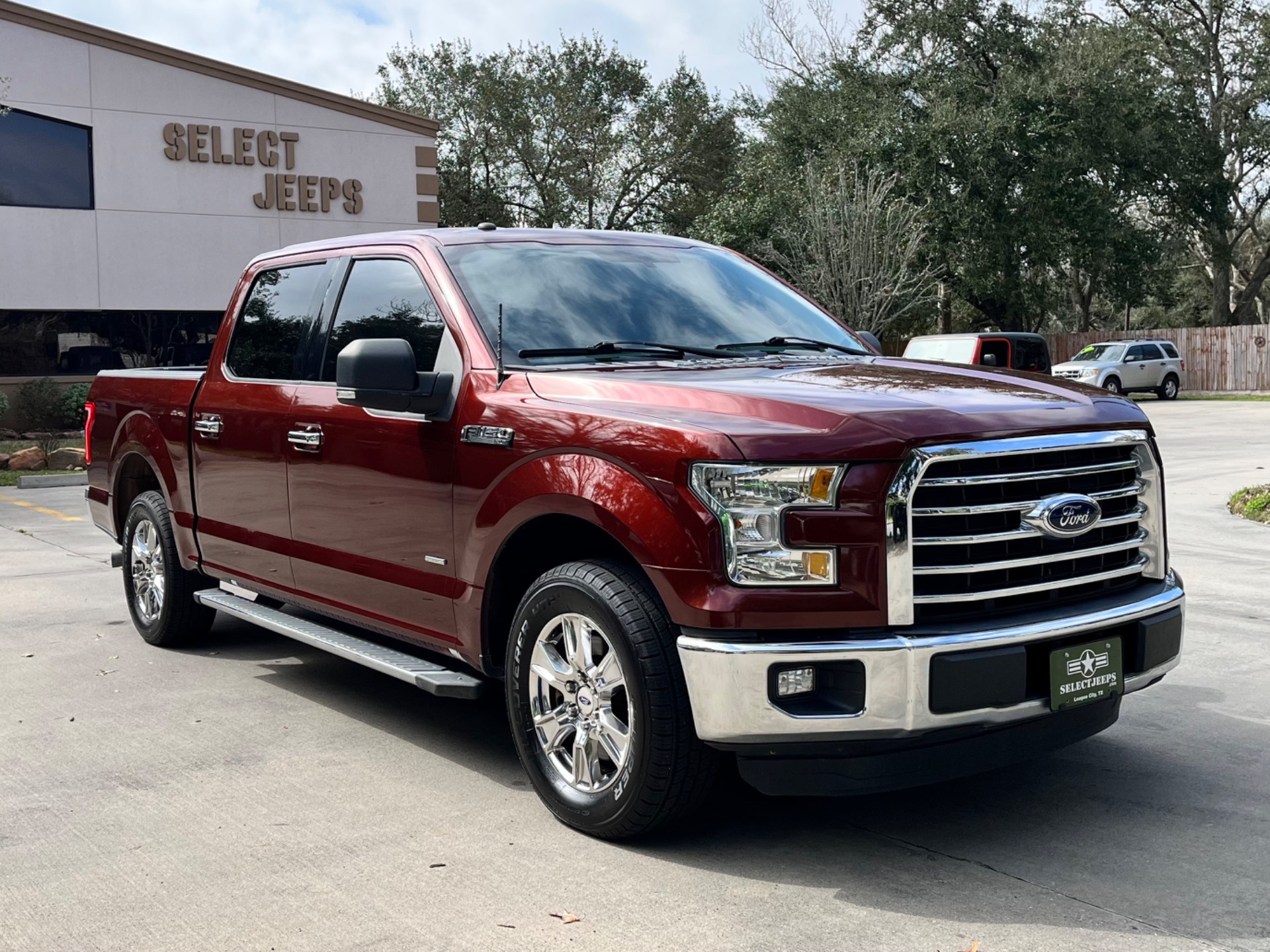 Used-2016-Ford-F-150-XLT