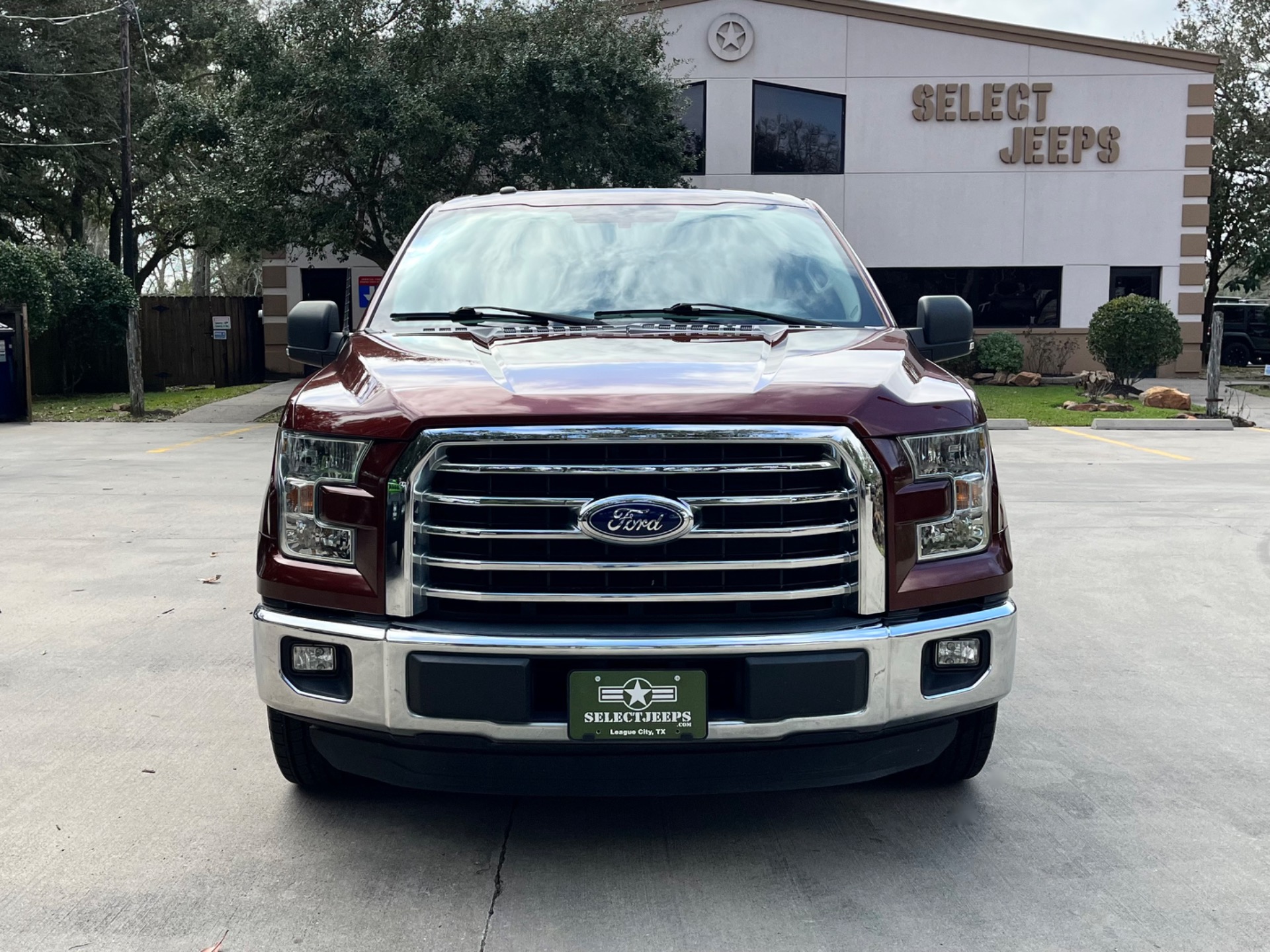 Used-2016-Ford-F-150-XLT