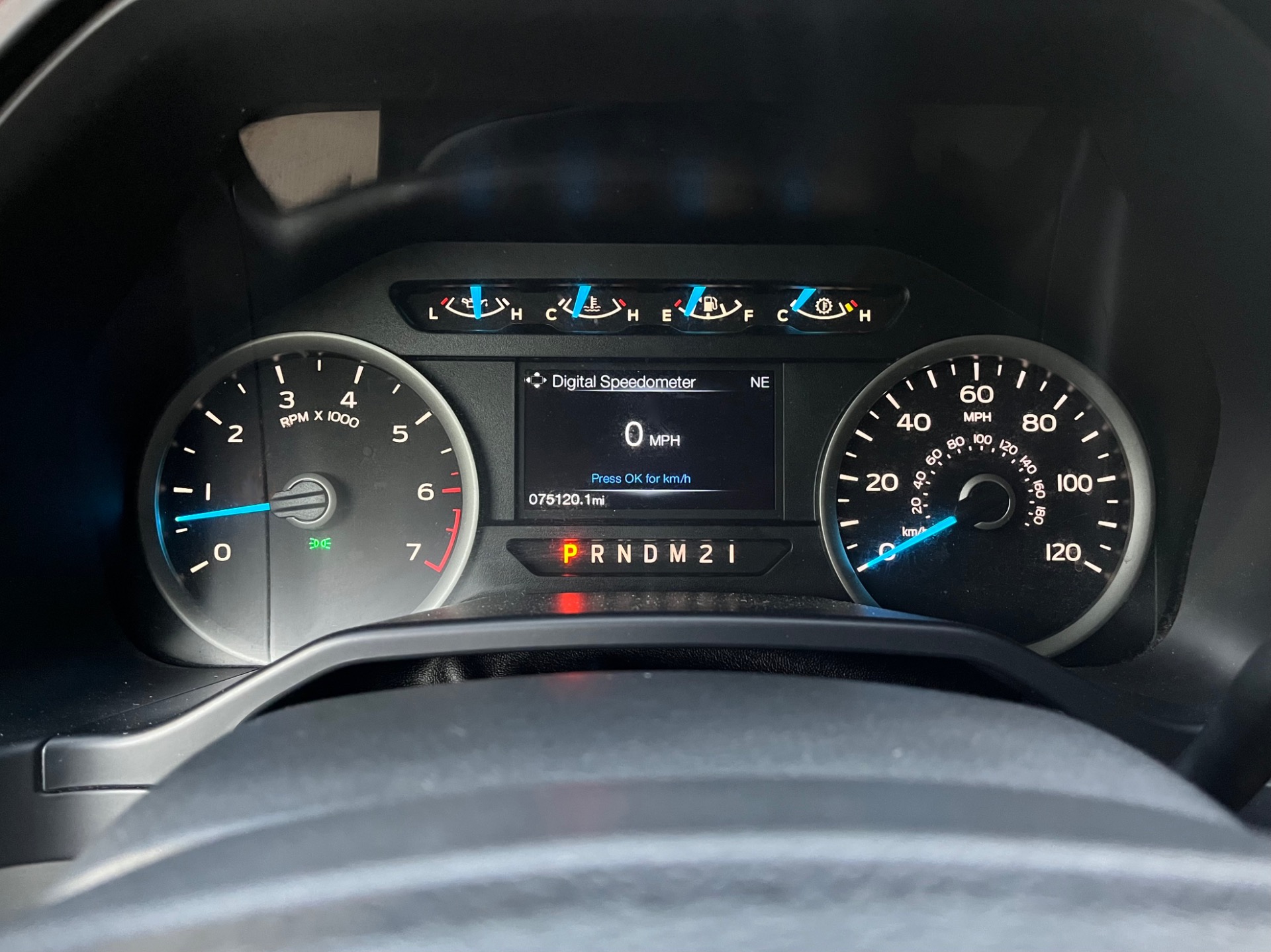 Used-2016-Ford-F-150-XLT