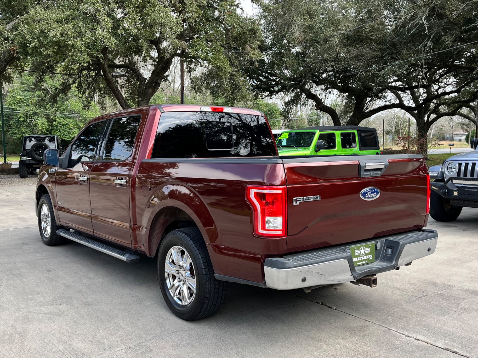 Used-2016-Ford-F-150-XLT