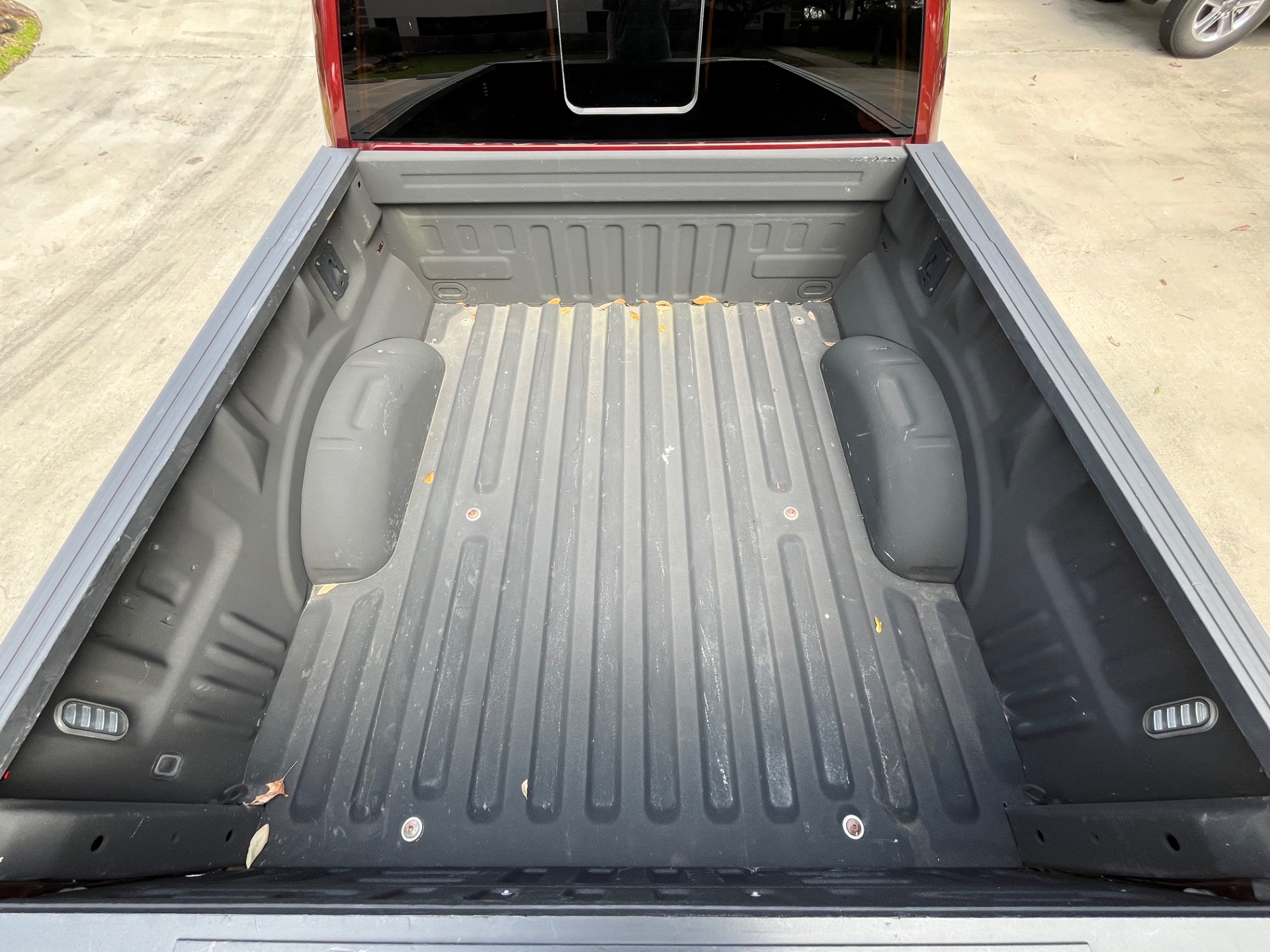 Used-2016-Ford-F-150-XLT